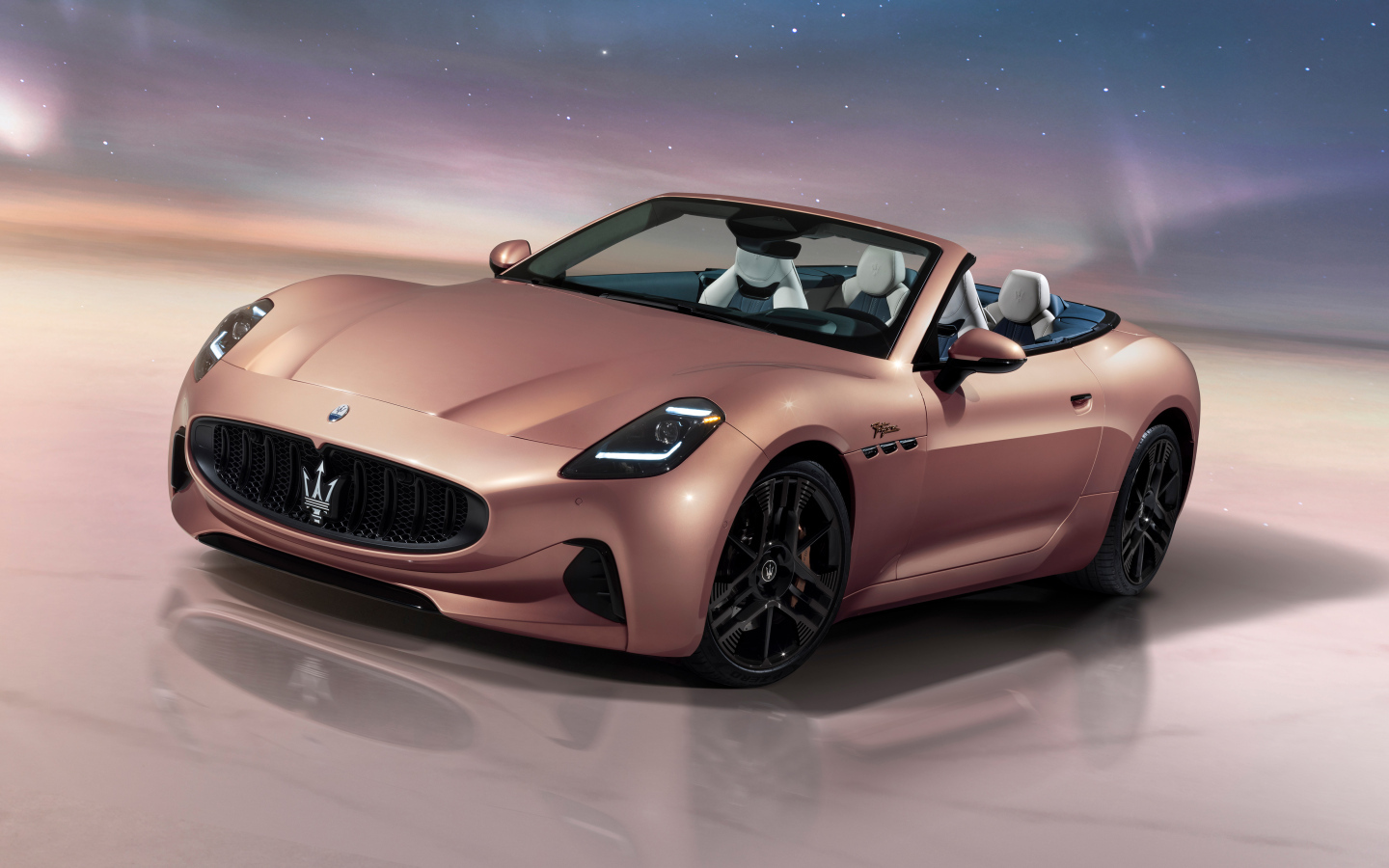 Автомобиль Maserati GranCabrio Folgore 2024 года