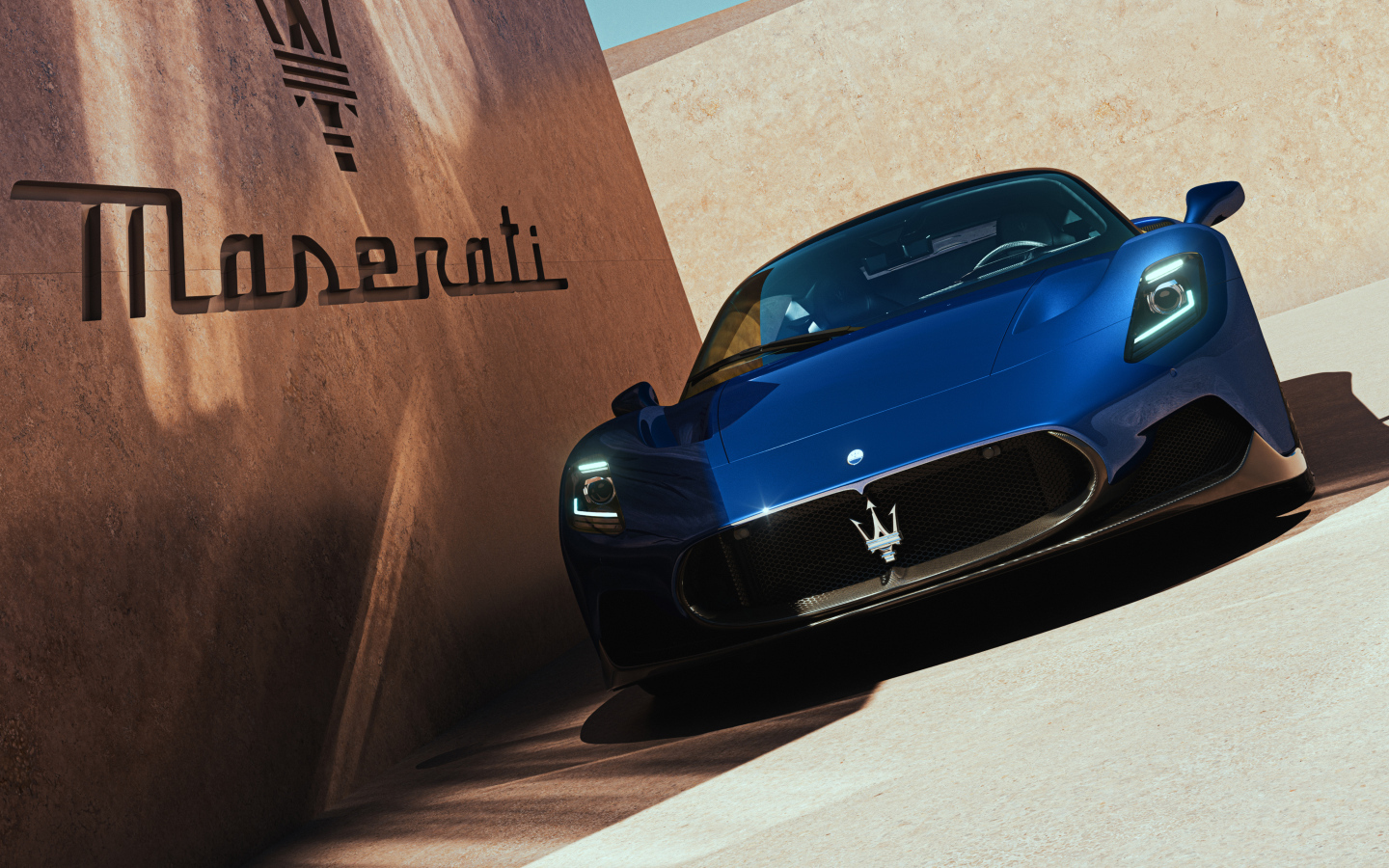 Дорогой автомобиль Maserati MC20