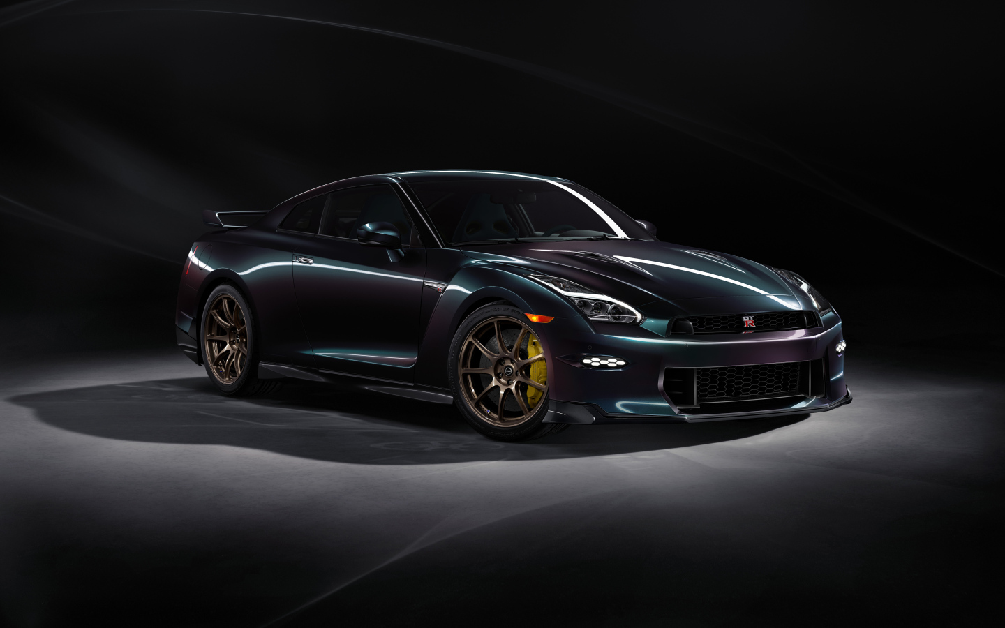 Автомобиль Nissan GT-R T-Spec Takumi Edition 2024 года