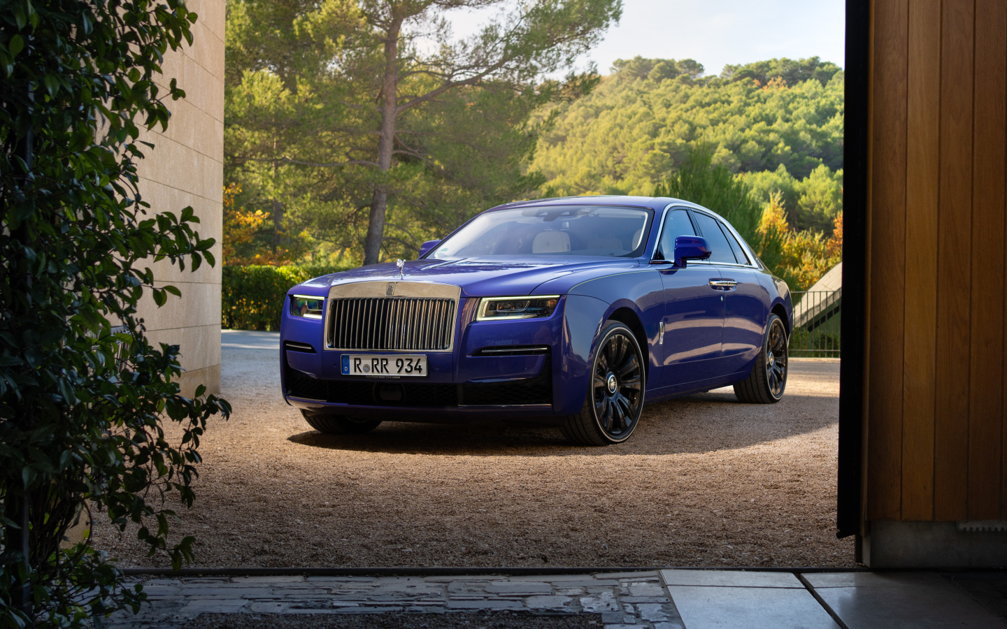 Автомобиль Rolls-Royce Ghost Tucana