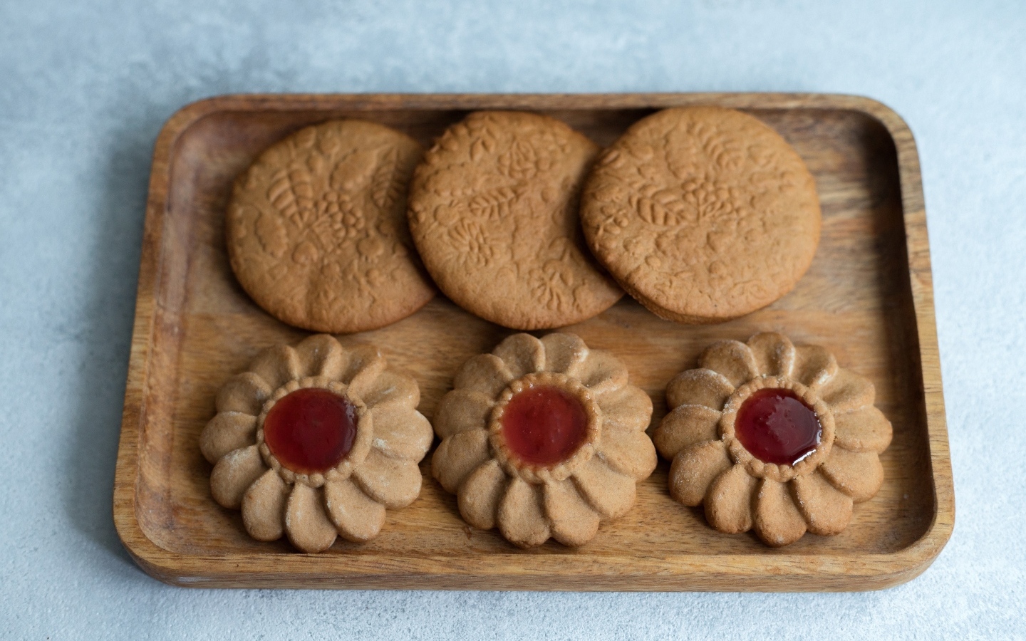 Имбирное печенье с джемом