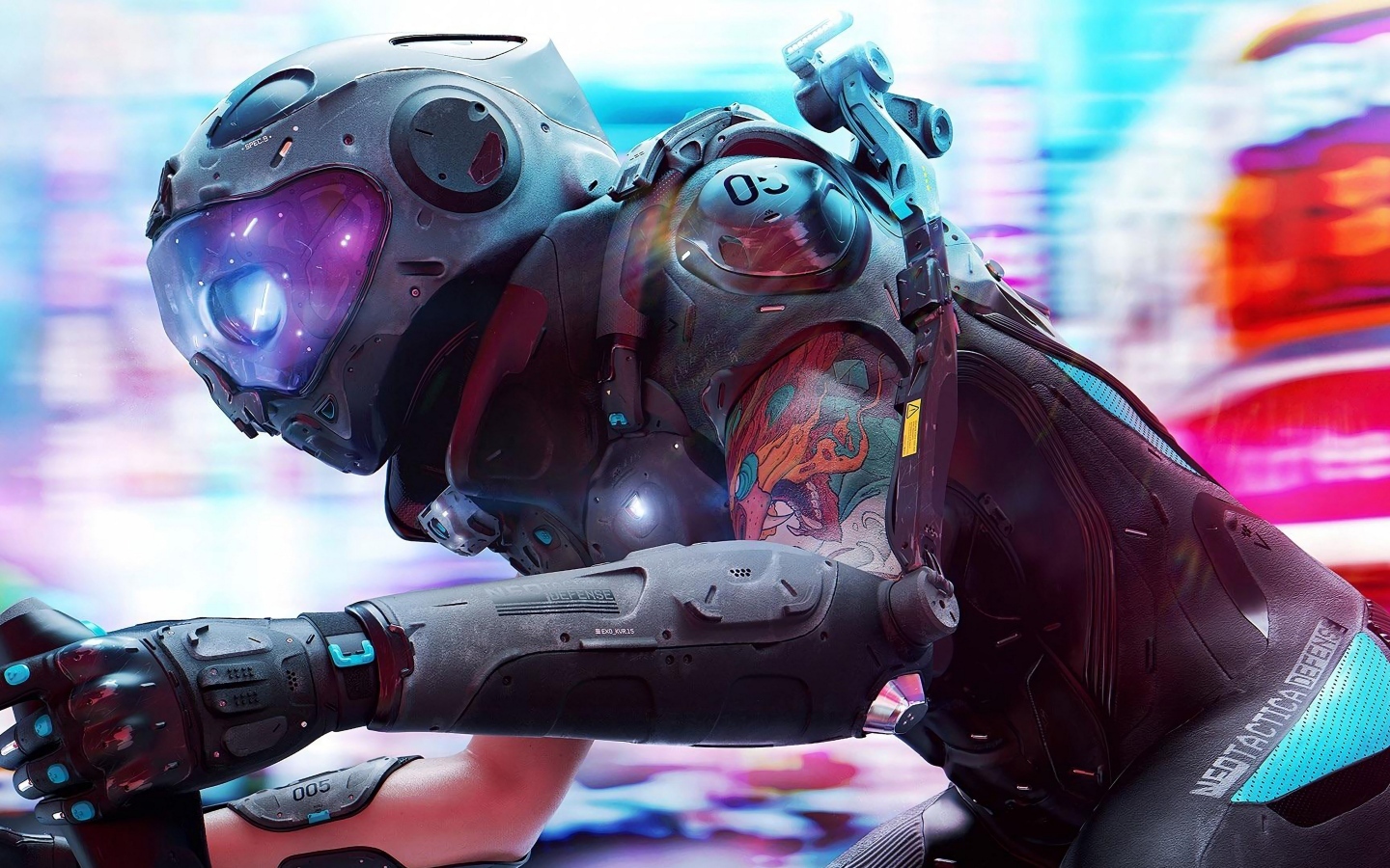 Девушка cyberpunk в костюме на мотоцикле