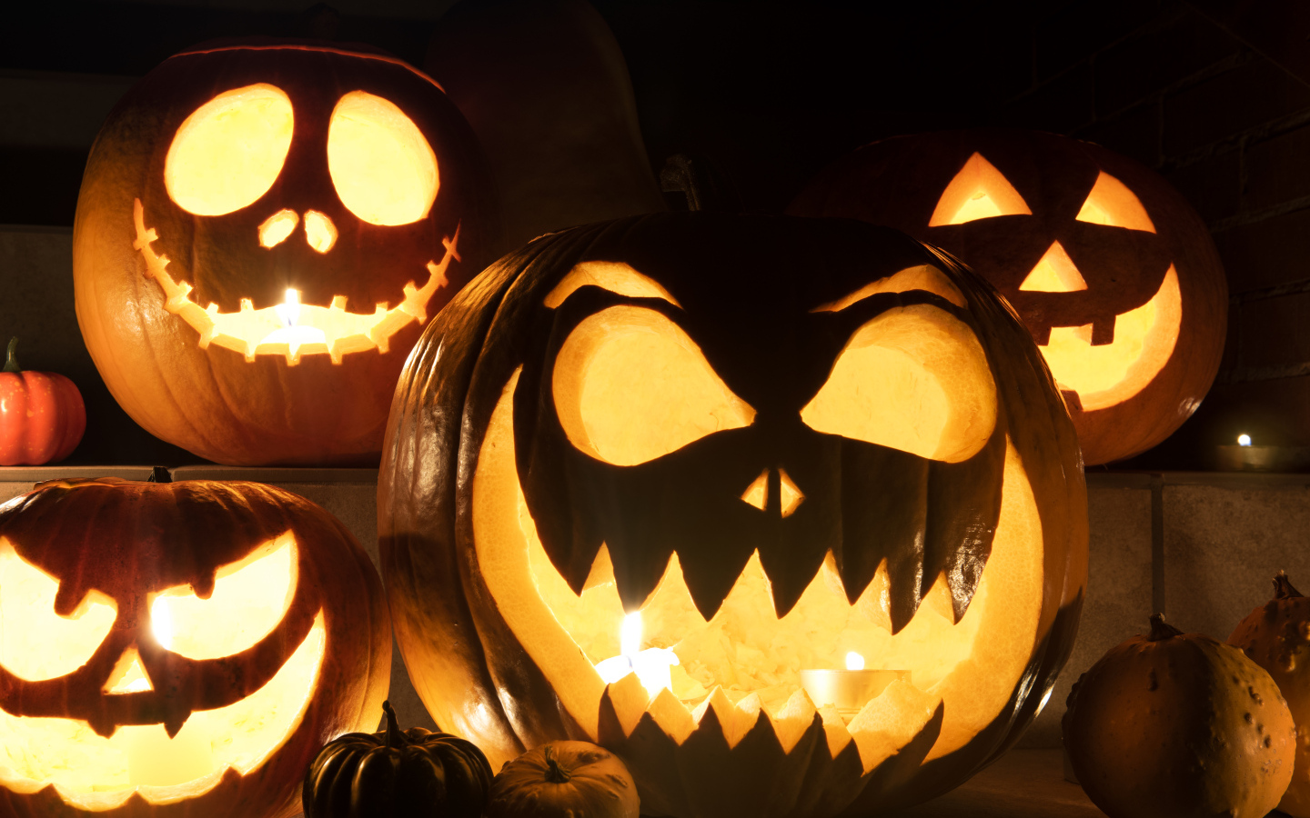 Жуткие тыквы фонари на праздник Хэллоуин