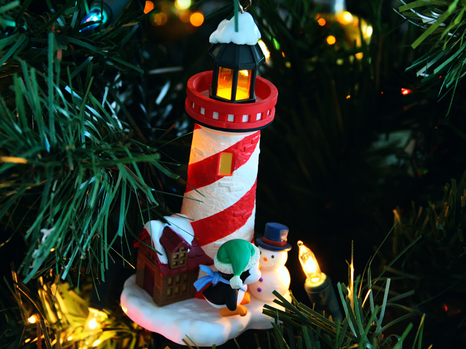 Toy lighthouse / Christmas