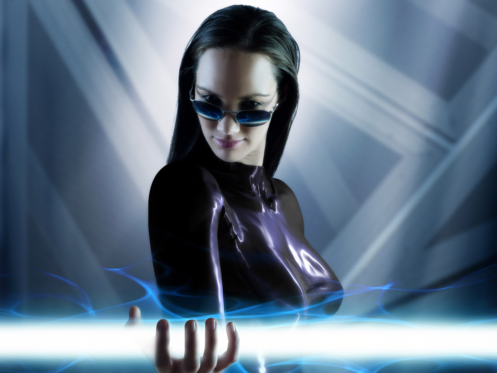 Девушка и лазер