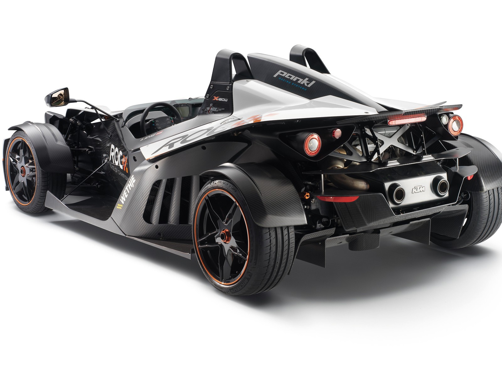 Быстрый спорткар