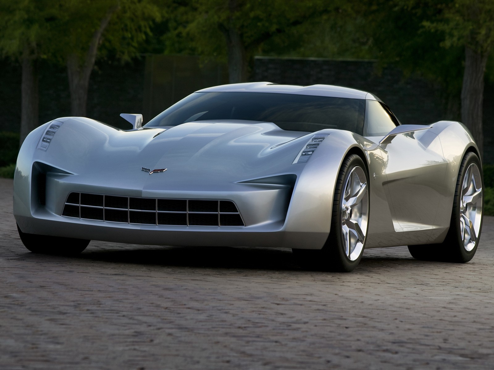 Спортивная машина