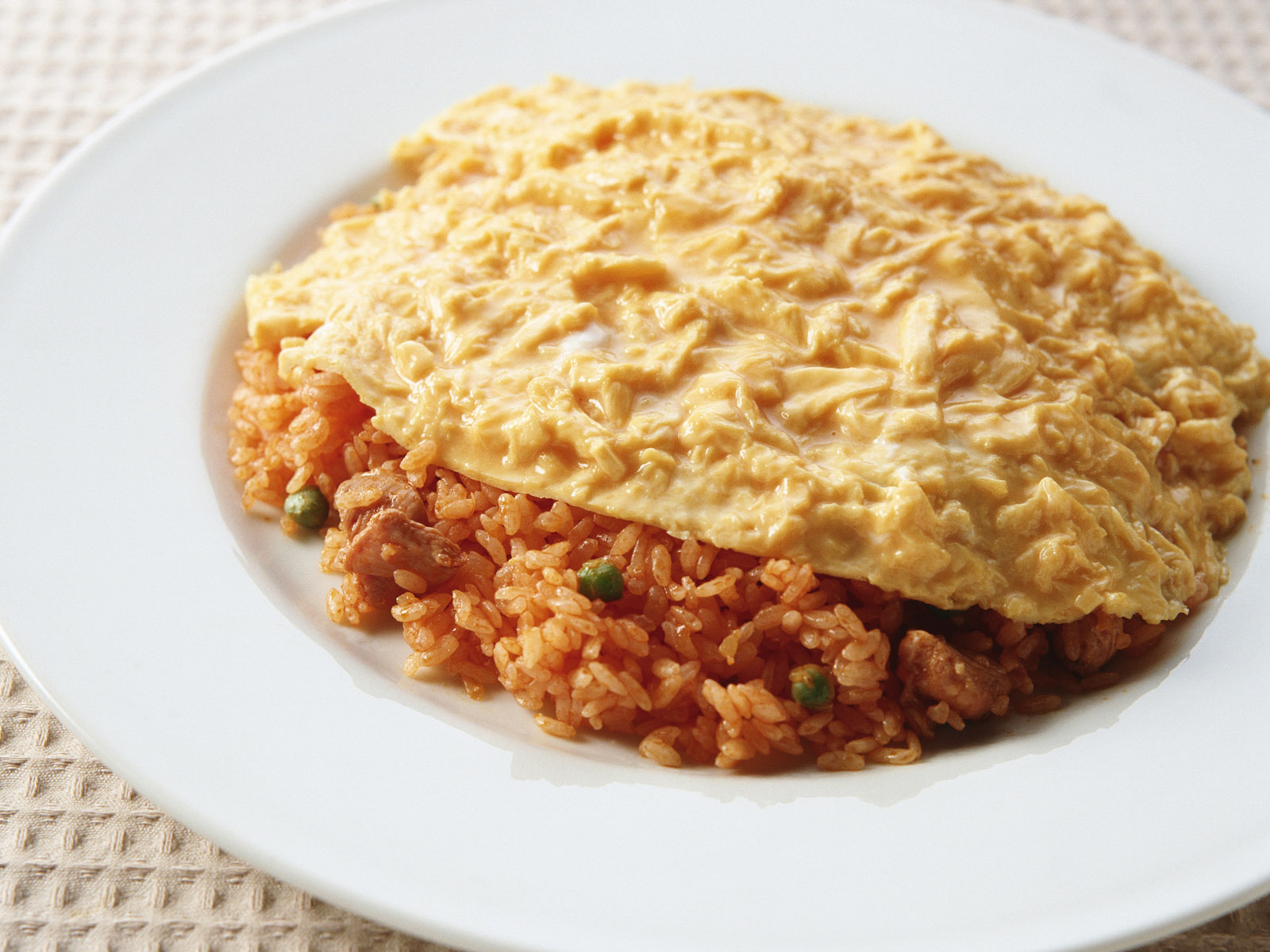 Meat rice. Рис с сыром. Рис с мясом. Рис с пармезаном. Вторые блюда рис с мясом.