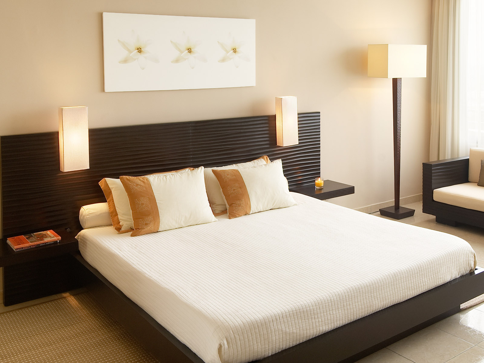 Интерьер спальной комнаты