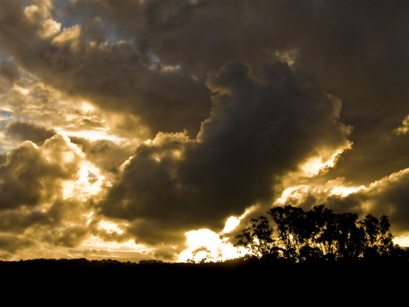 Грозовые облака