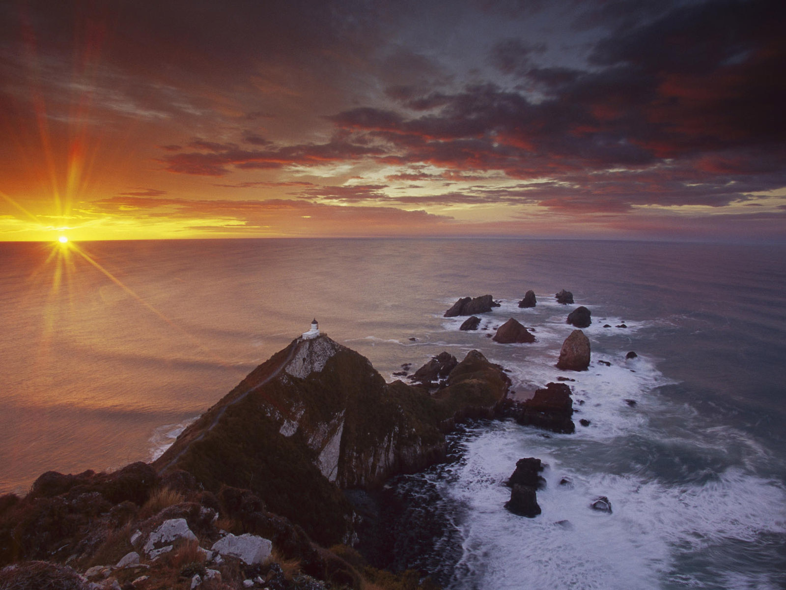 Закат на горизонте