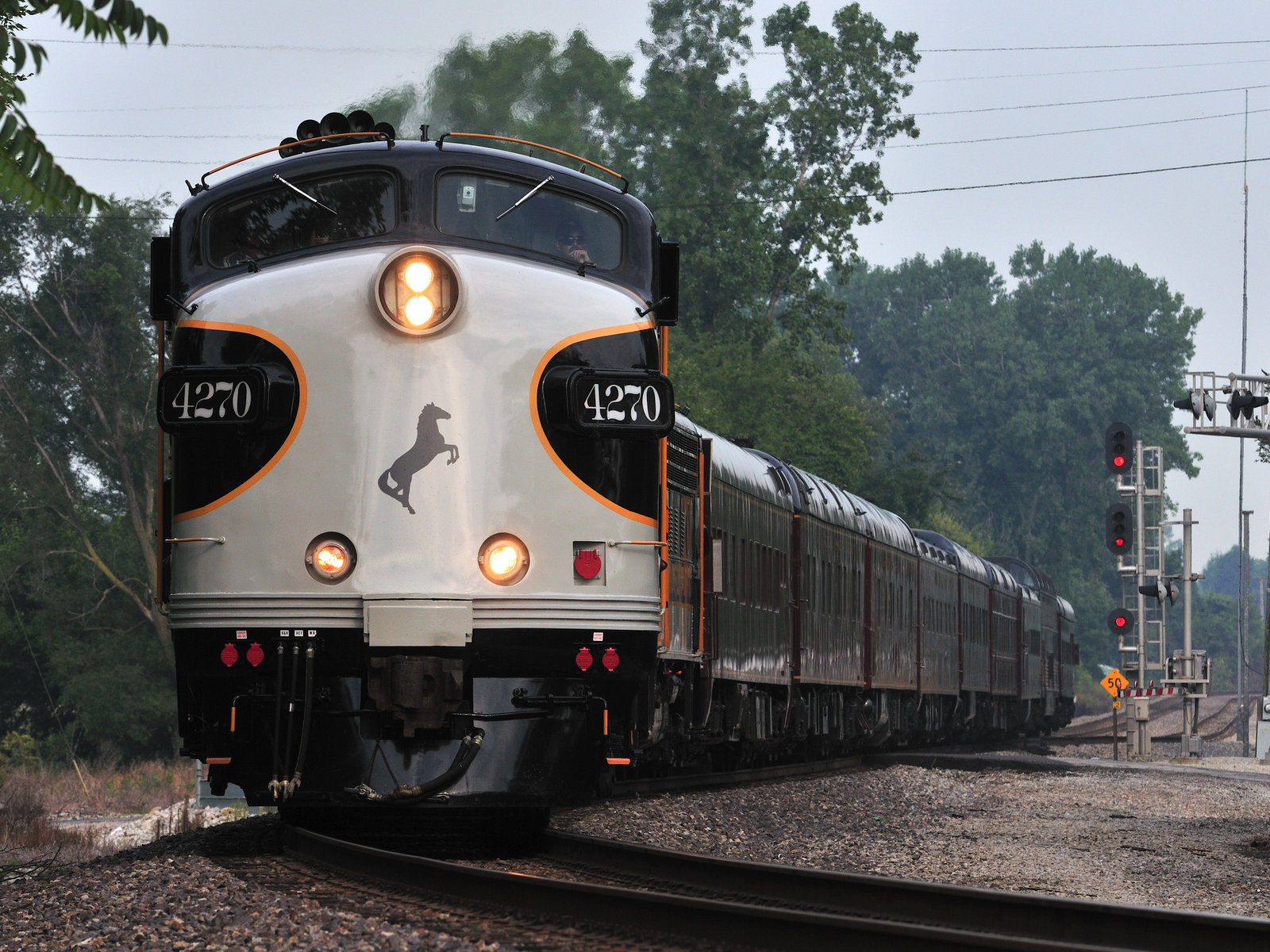 Пассажирский поезд