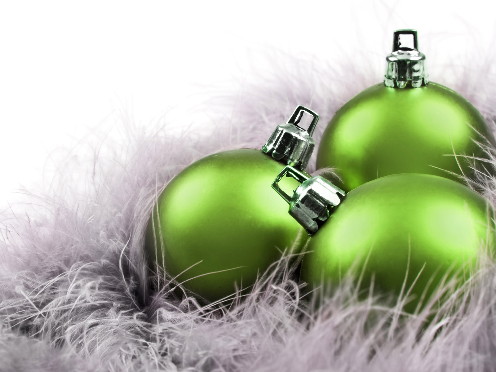 Зеленые шарики