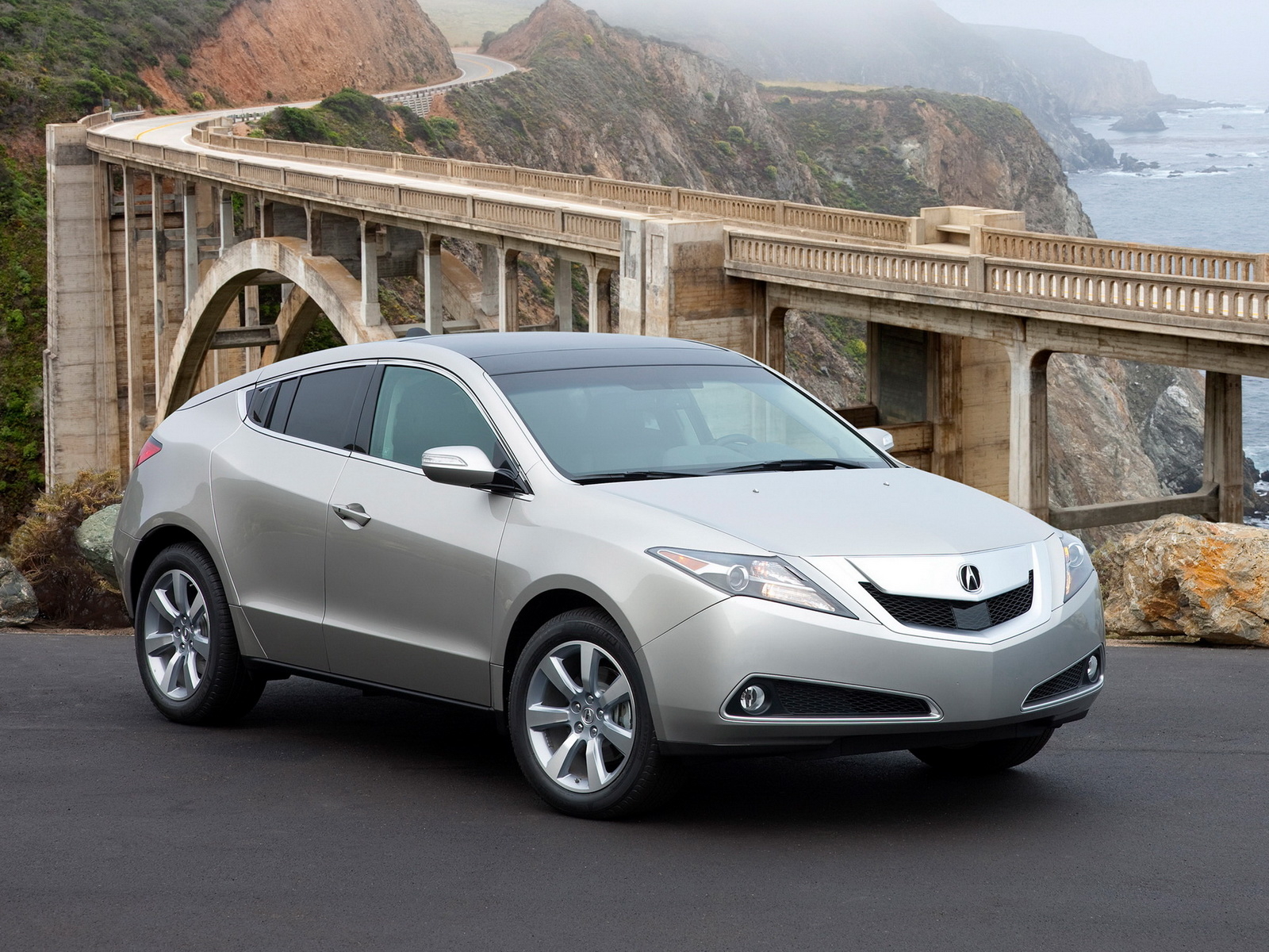 Кроссовер-купе Акура ZDX