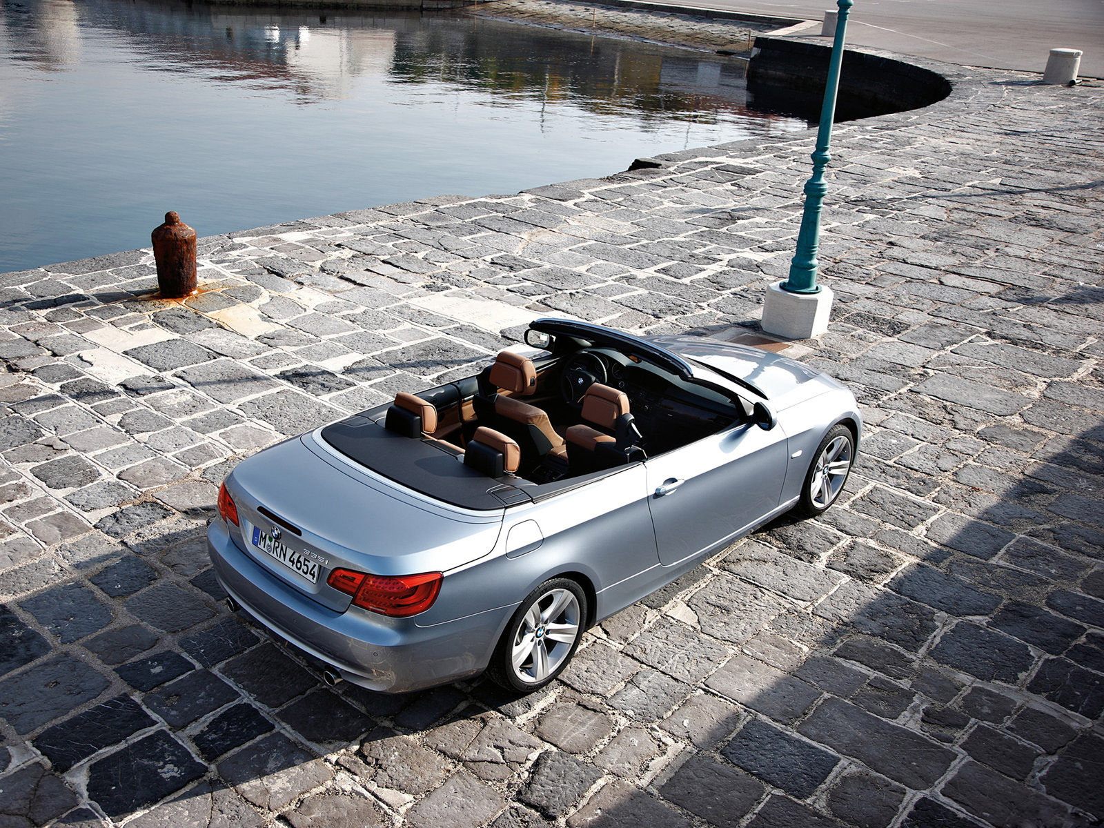 BMW-3-Series Convertible 2011