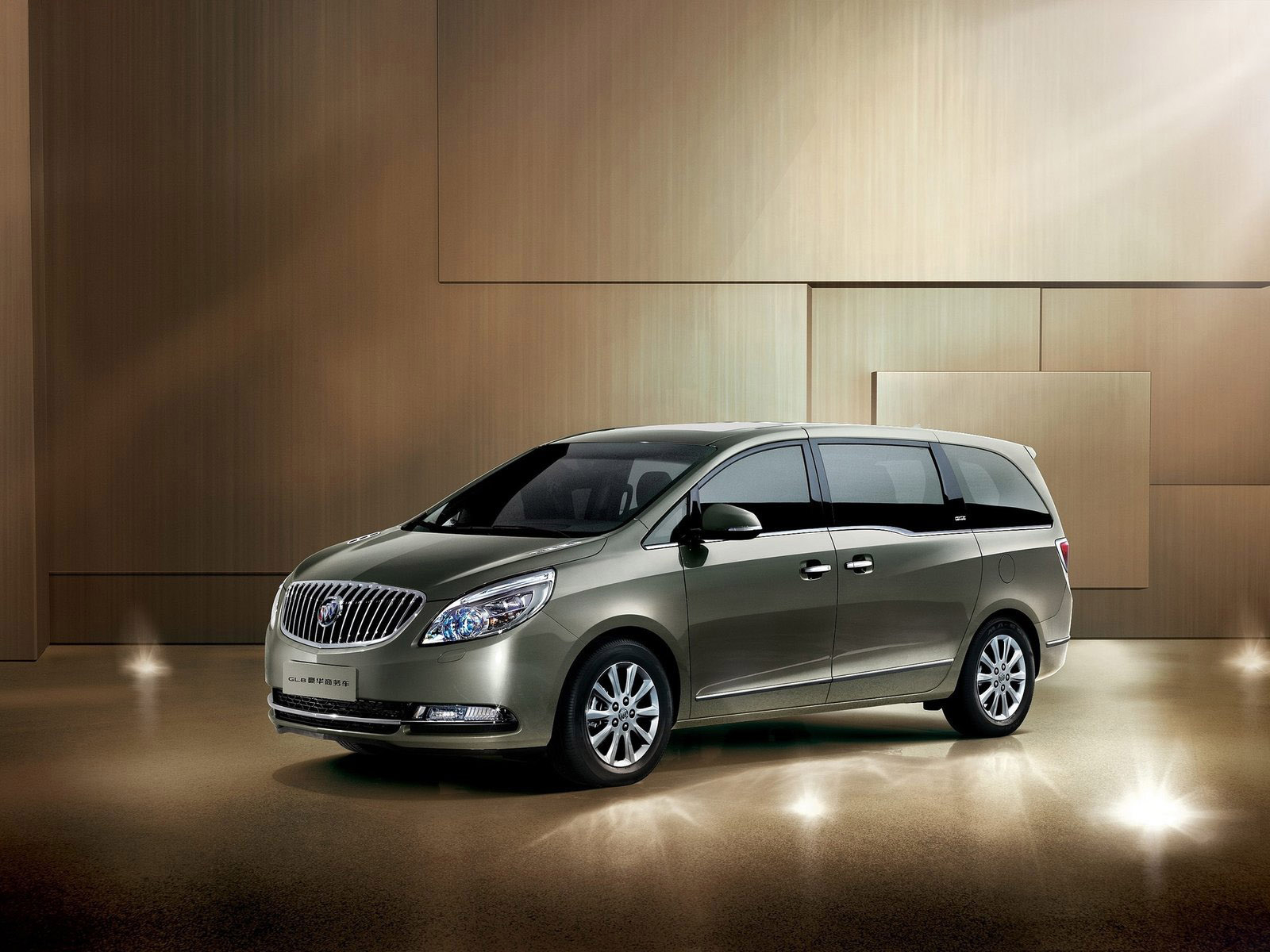 Новый Бьюик GL8