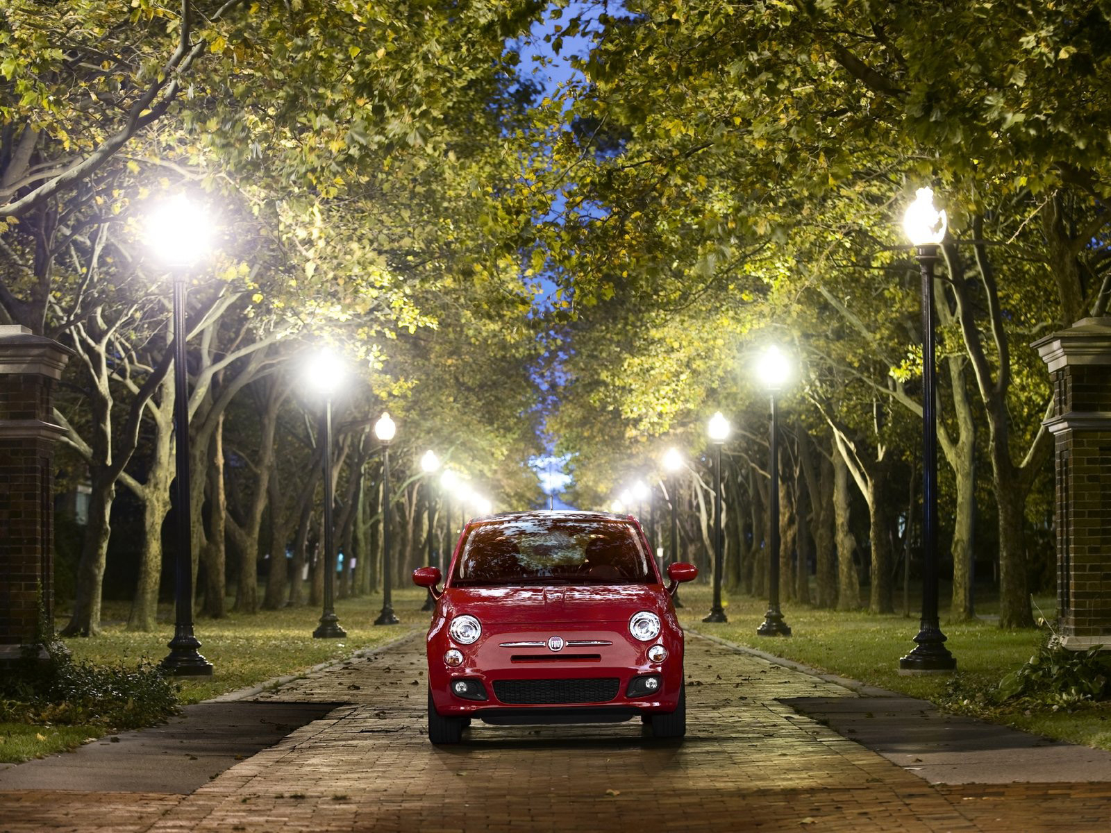 2011 Fiat-500 Sport