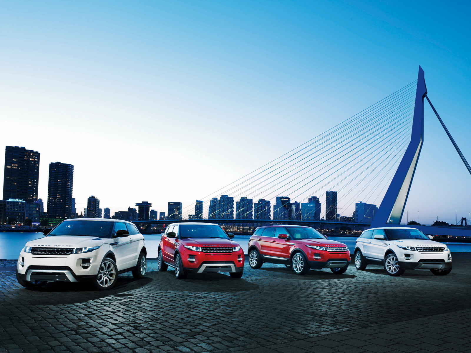 кроссоверы Рэндж Ровер