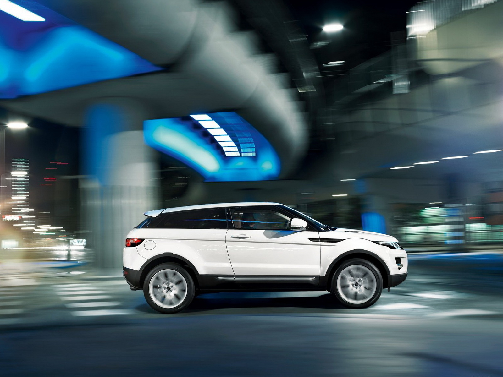 Мощь нового Рэндж Ровер