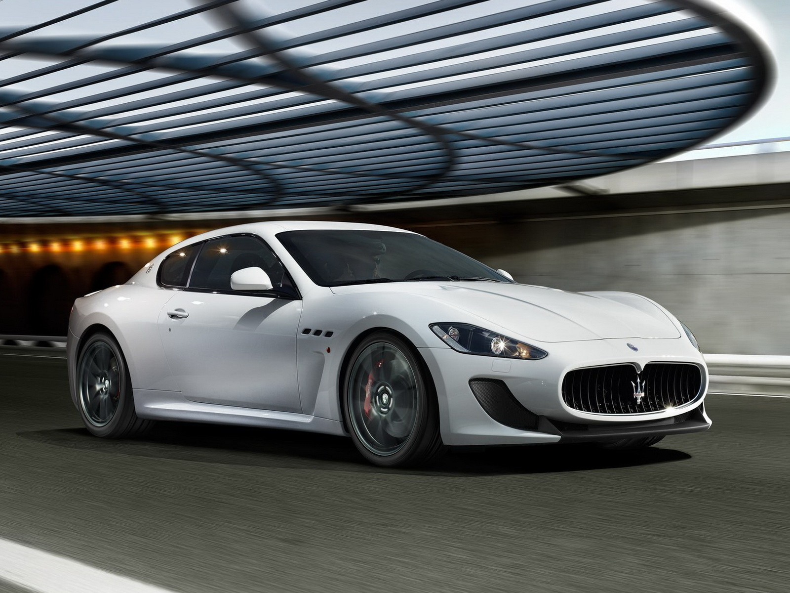 Maserati-GranTurismo 2012