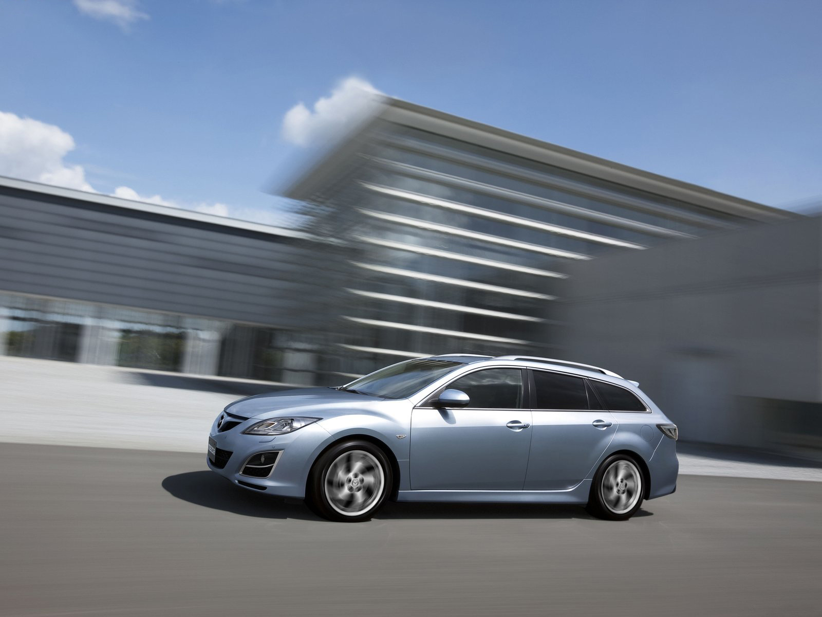 Мазда 6 универсал