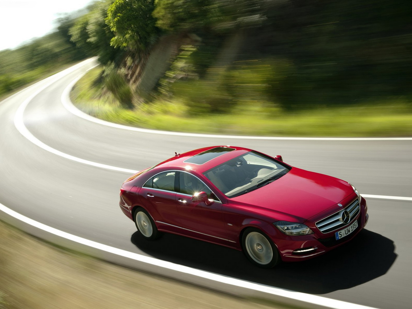 Новый Мерседес Бенц CLS