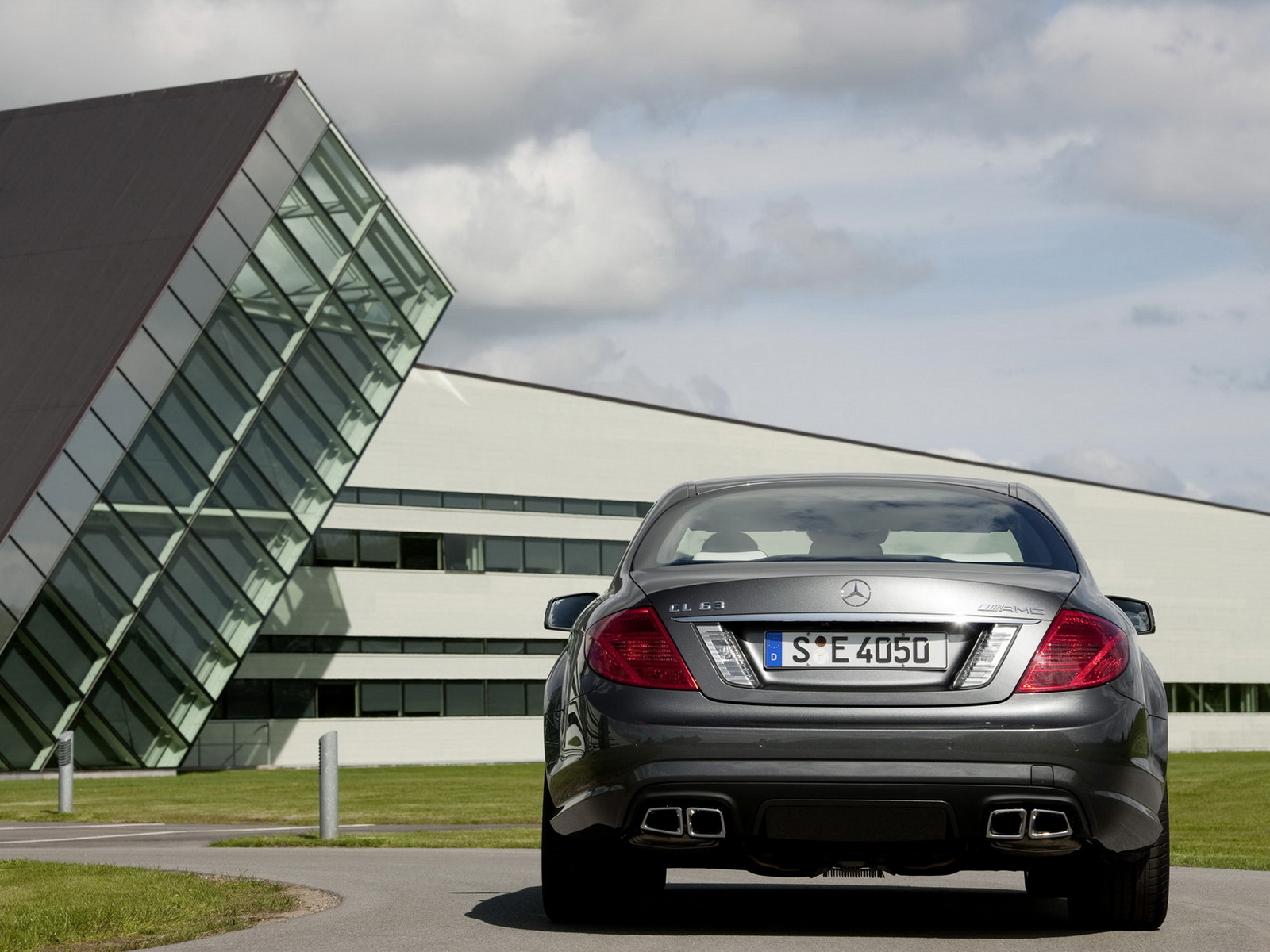 Мерседес Бенц CLS63 AMG