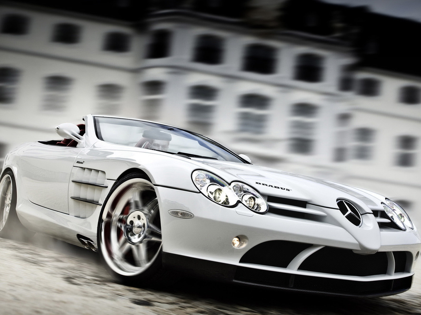 Мерседес Бенц SLR