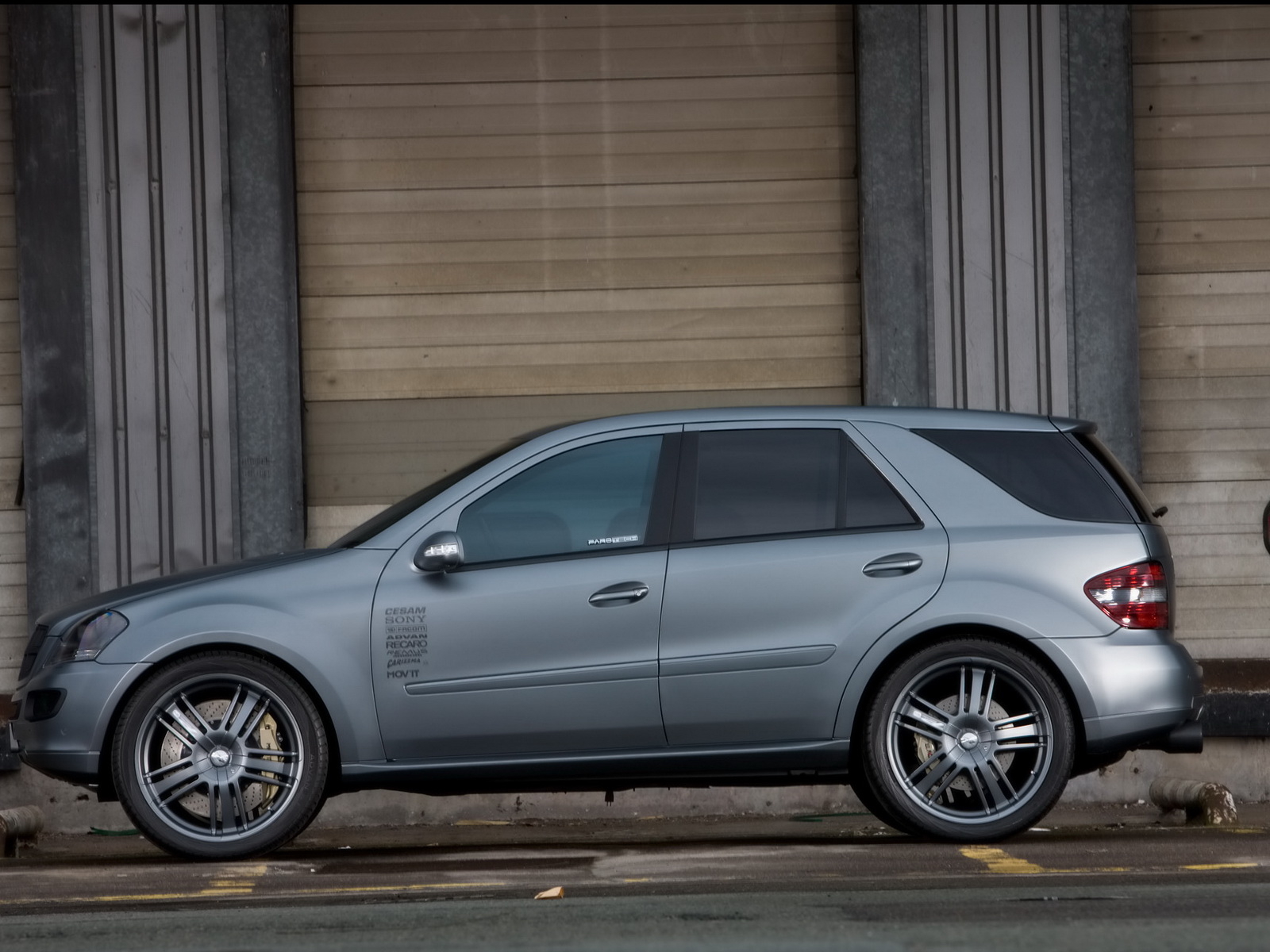 Мередес Бенц МЛ 500 Ураниум