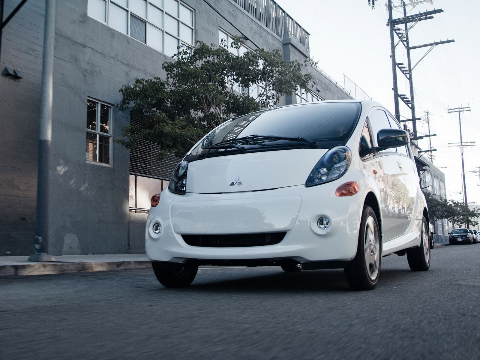 Мицубиси Ай-миев