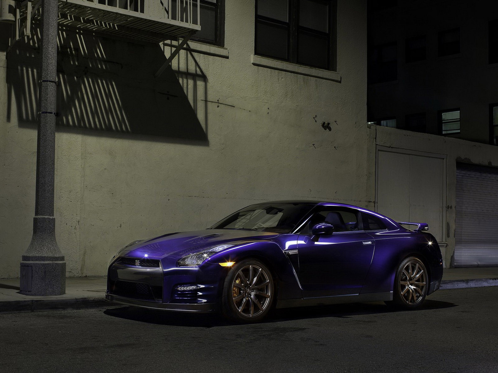 2011 Ниссан GT-R