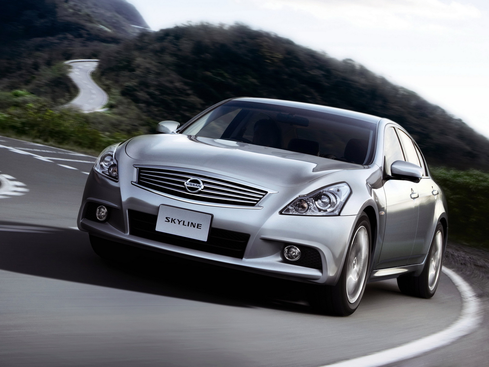 Nissan Skyline 370 GT