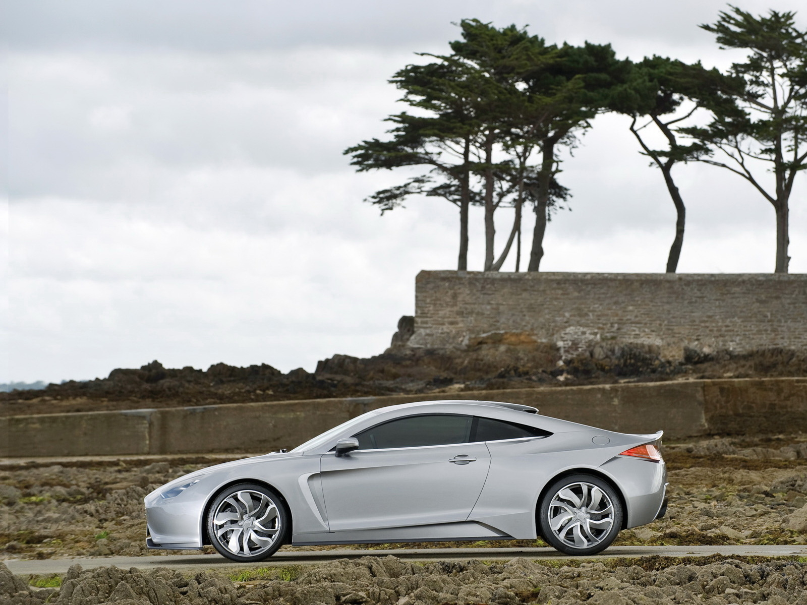 спортивный электрокар Exagon-Furtive