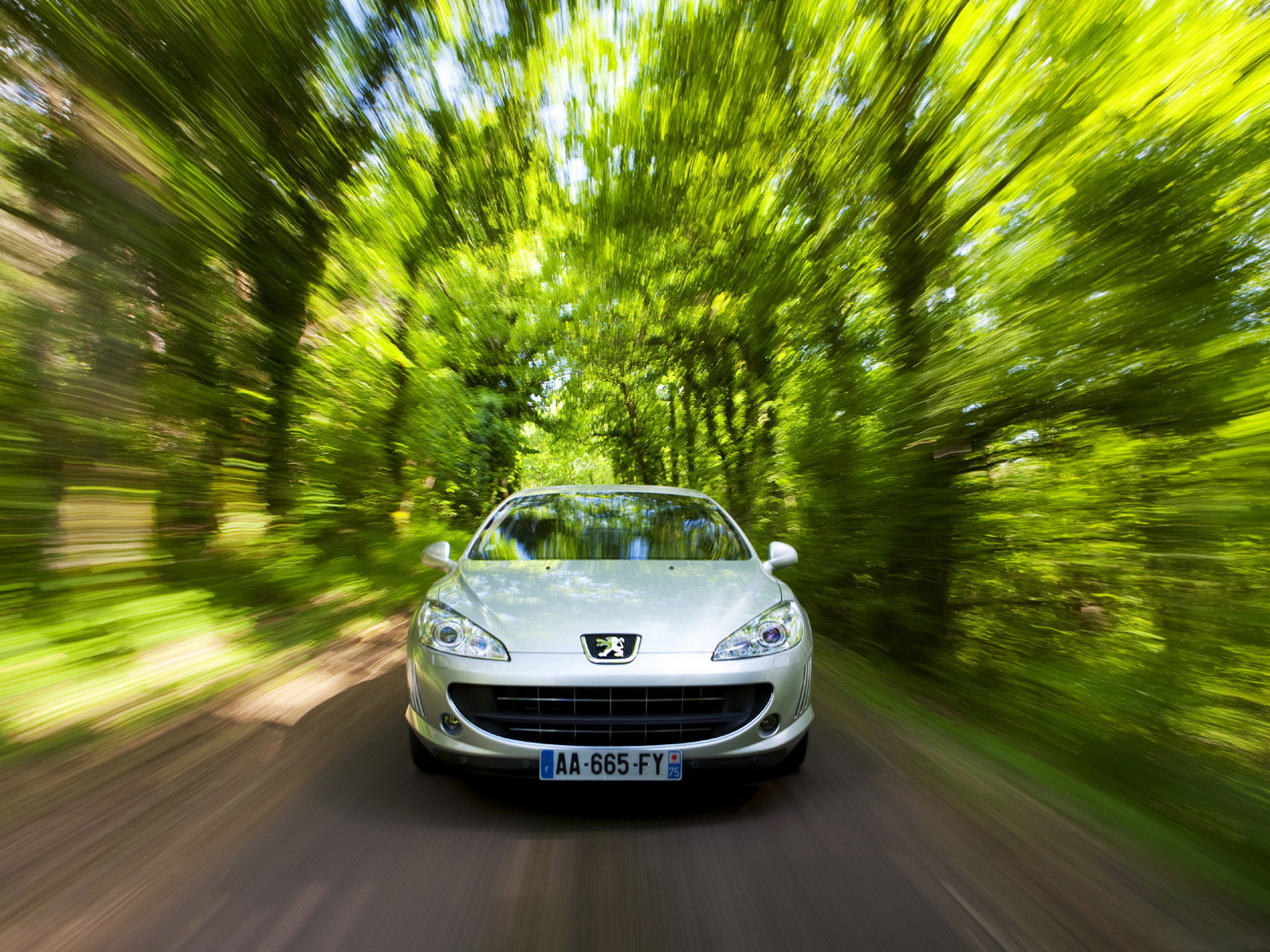 Пежо 407 Купе