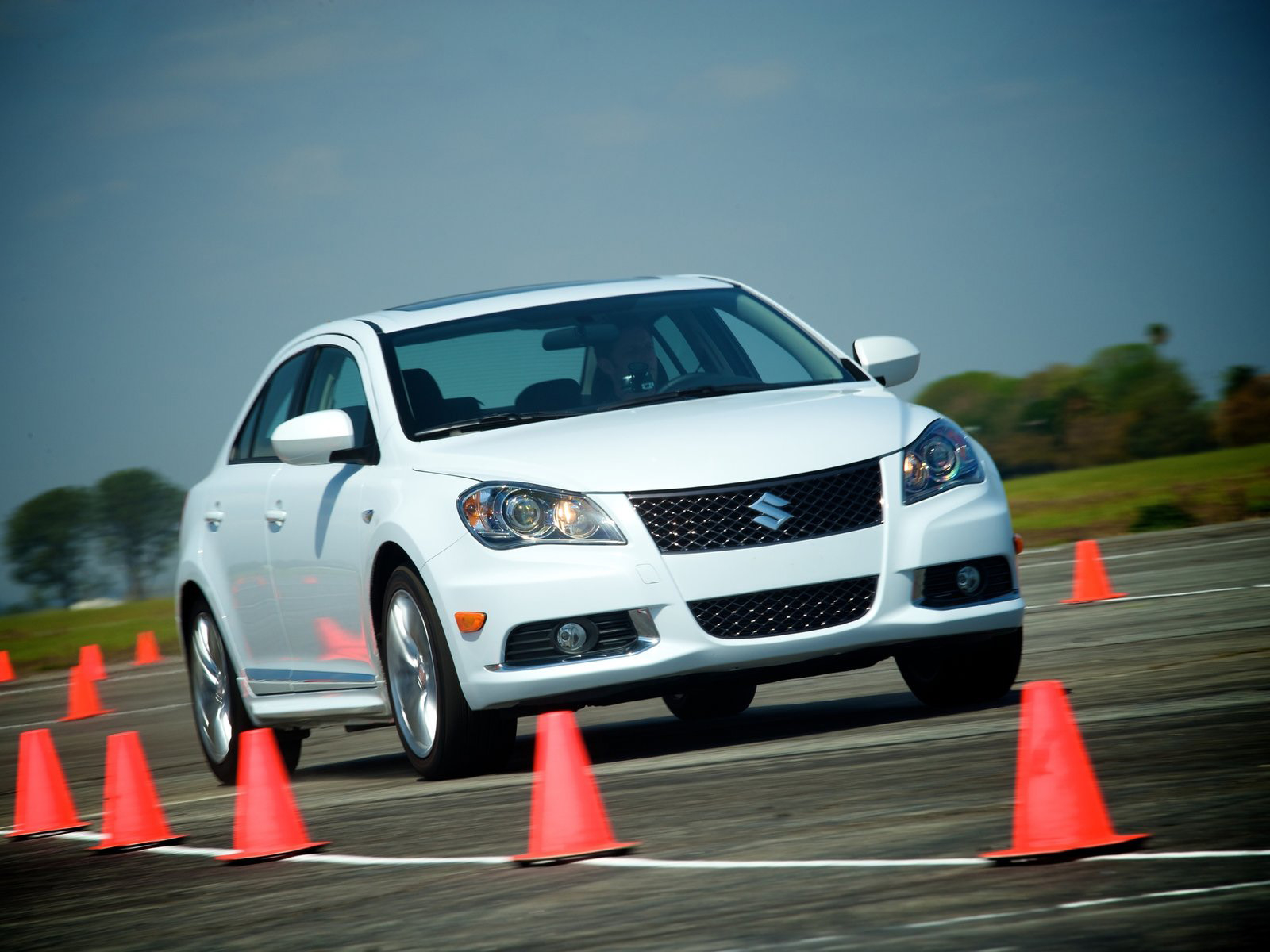 Сузуки Кизаши Спорт