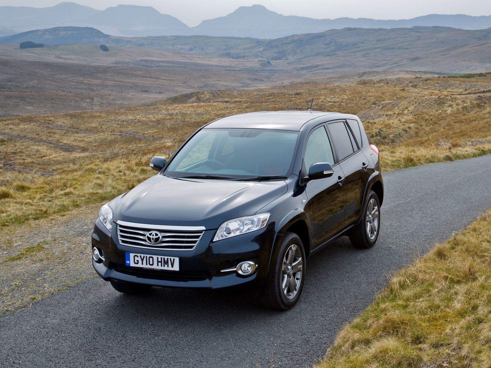 Тойота Рав 4 III поколения