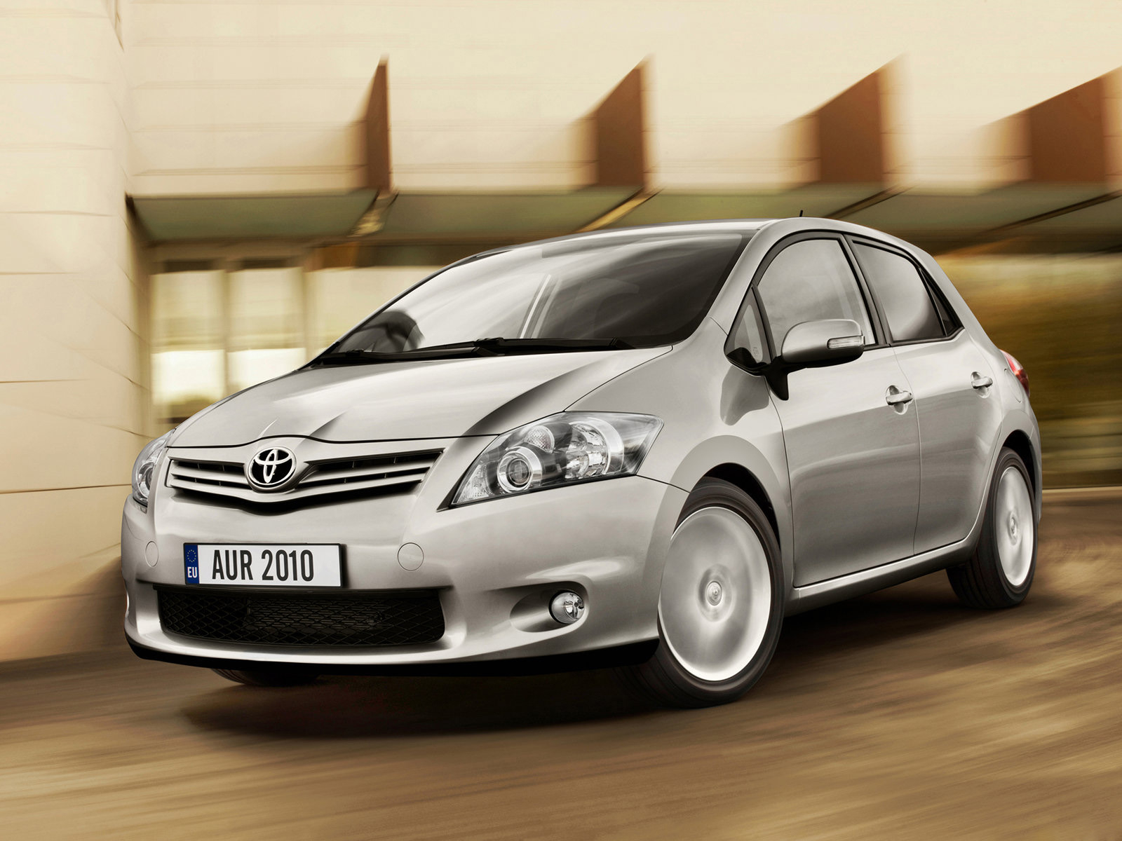 Обновленный Тойота Аурис