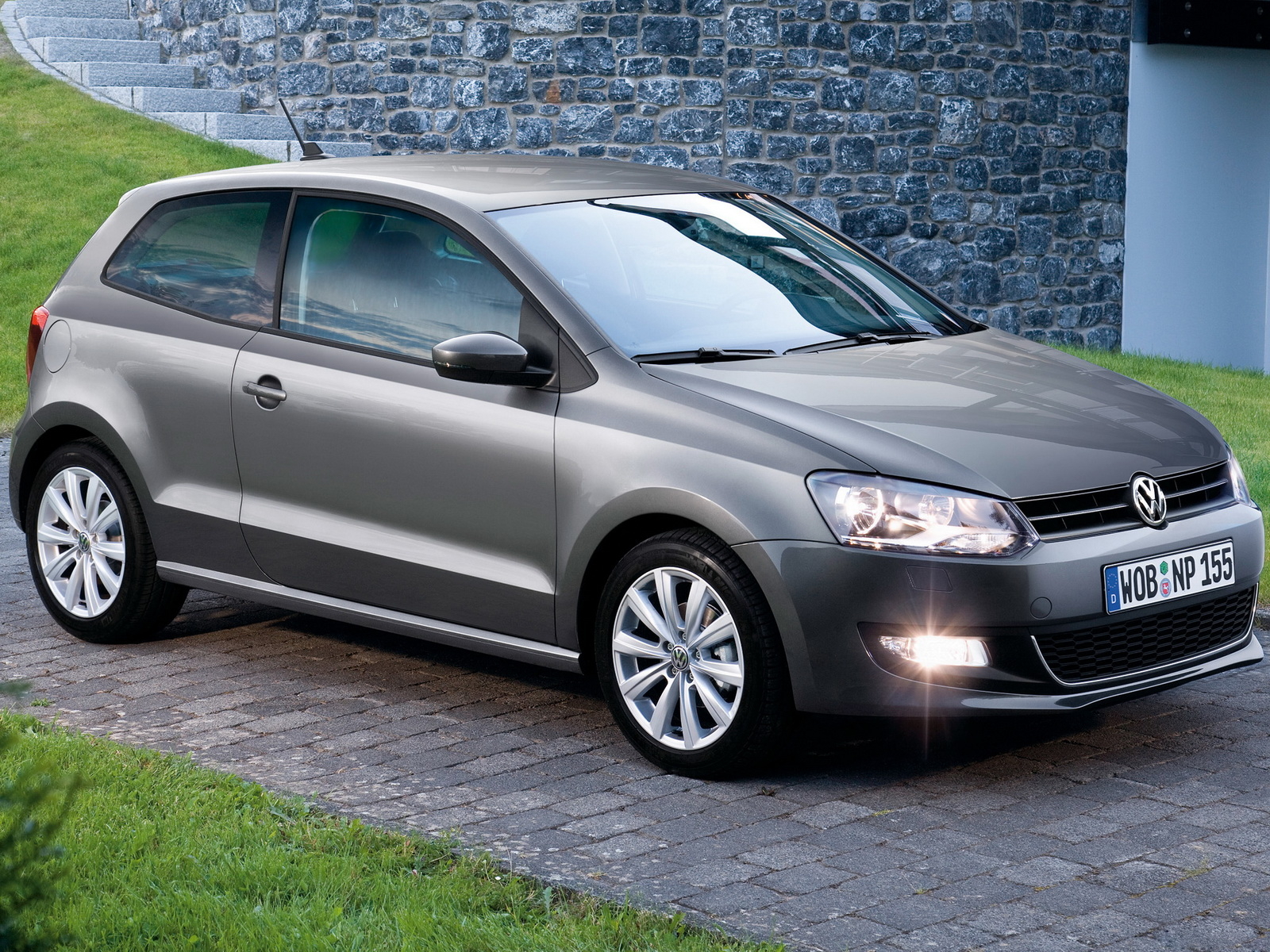 New Volkswagen Polo