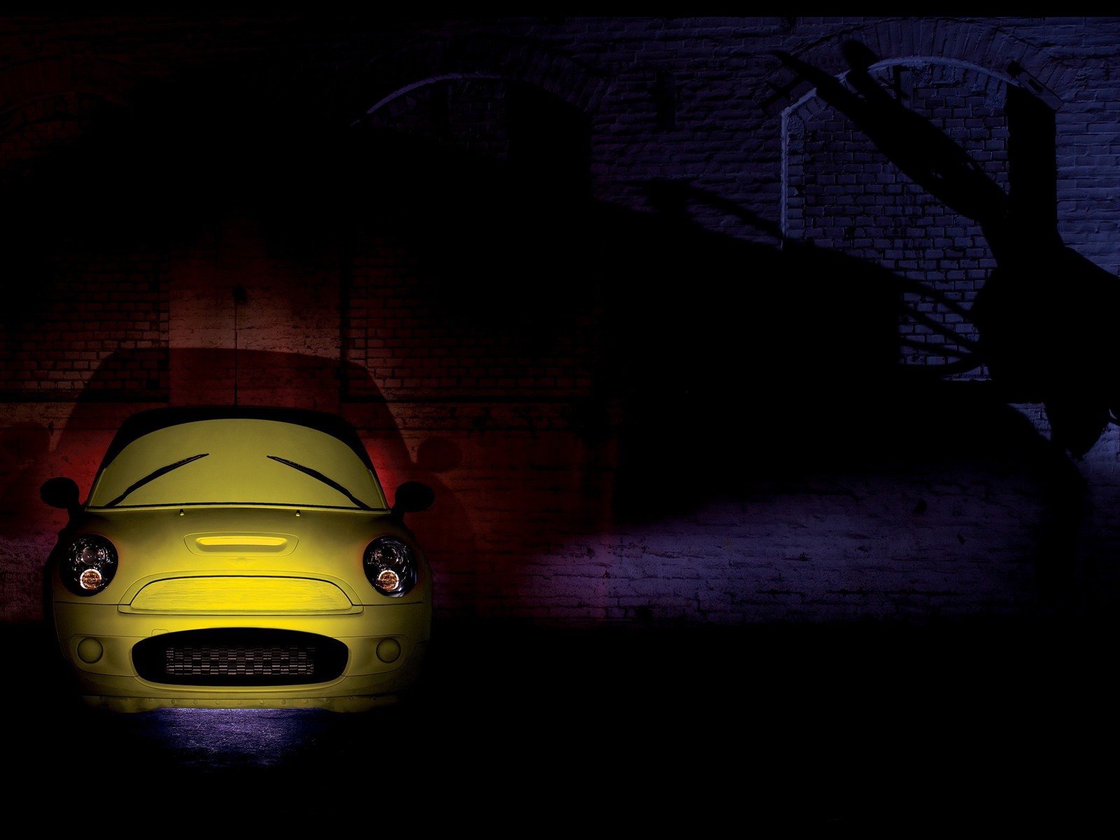 Желтый мини