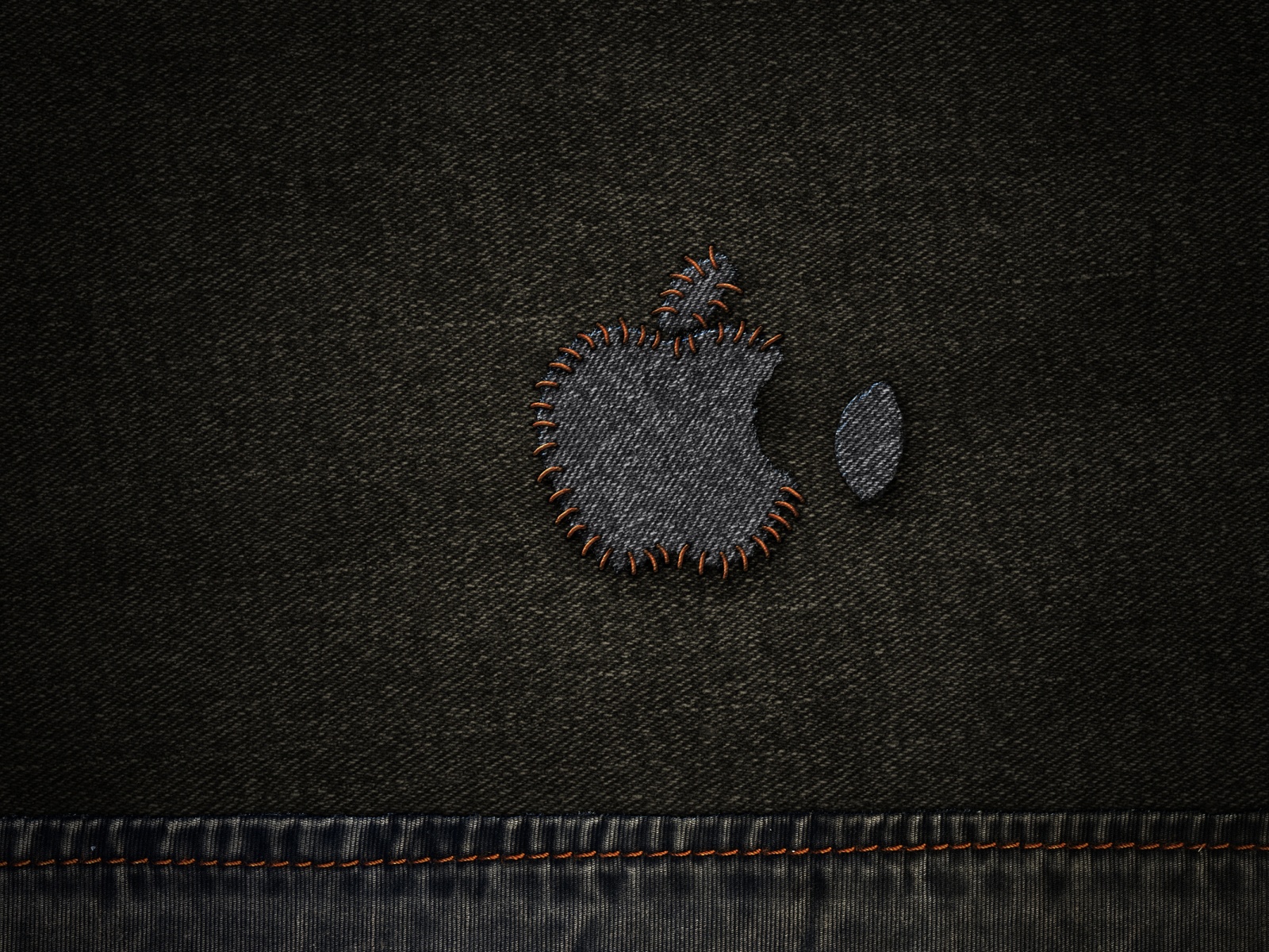 Джинсовая нашивка Apple