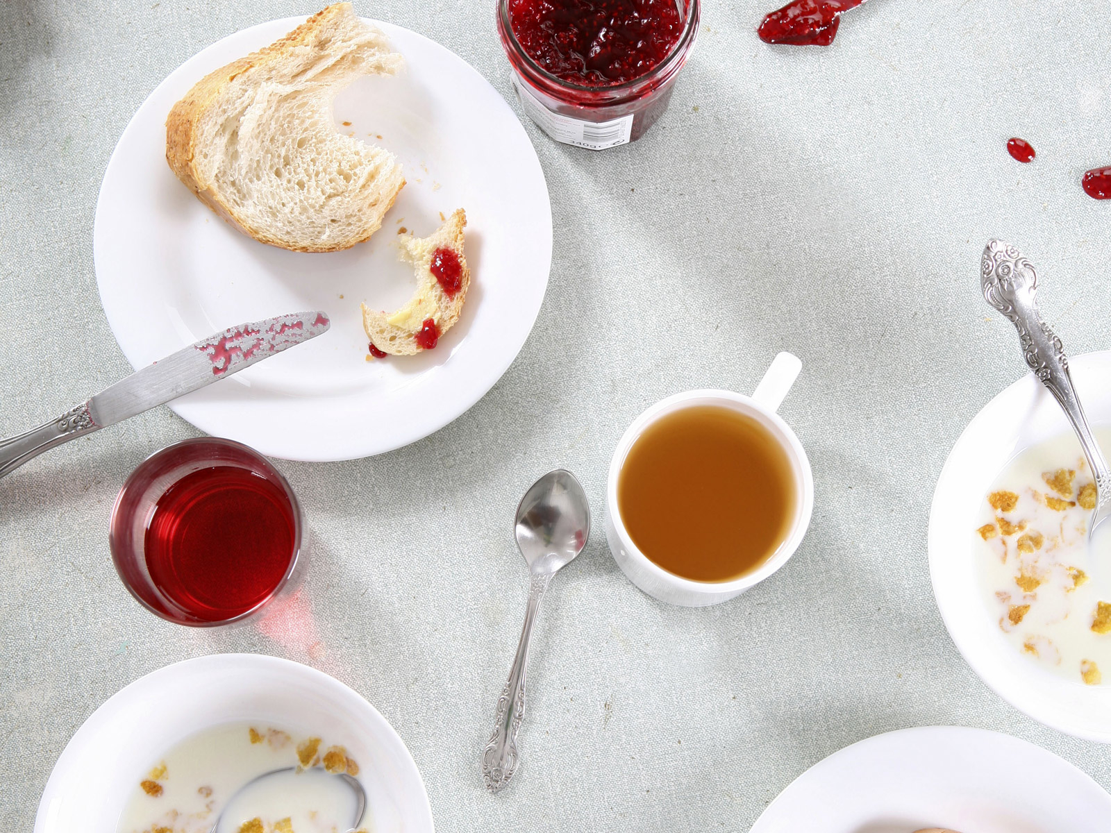 Завтрак с джемом