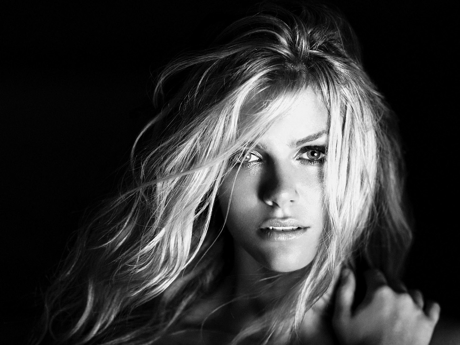 модель Бруклин Деккер