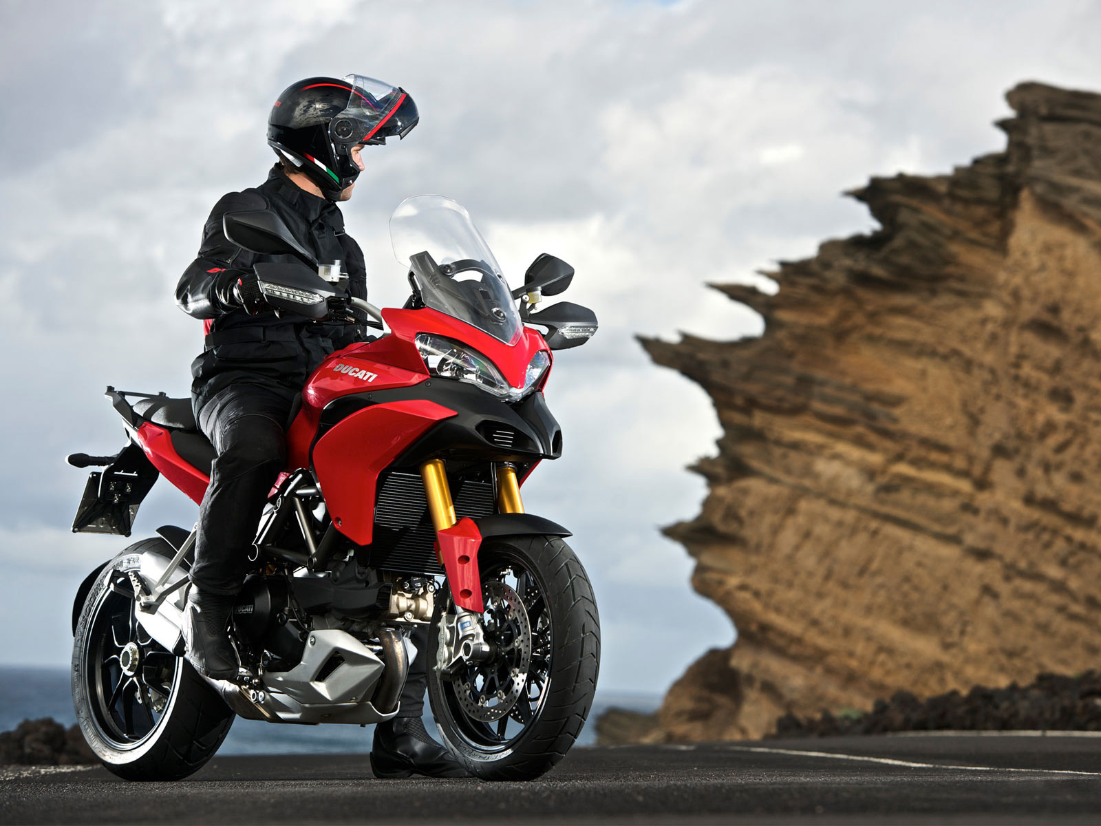 Ducati Multistrada 1200S
