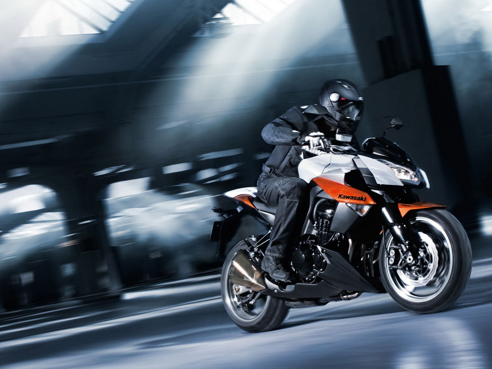 Кавасаки Z 1000