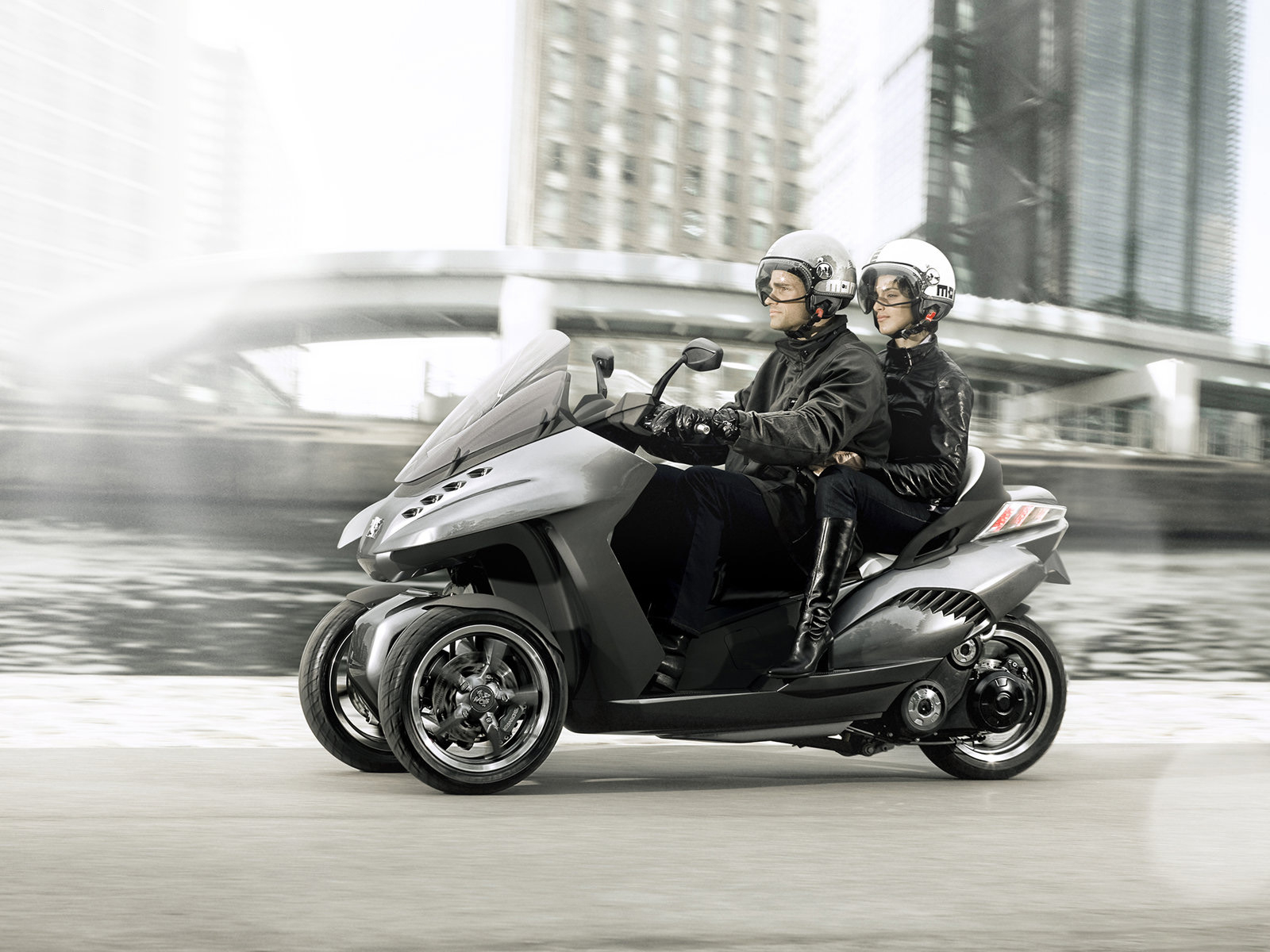 Peugeot HYbrid Evolution Concept