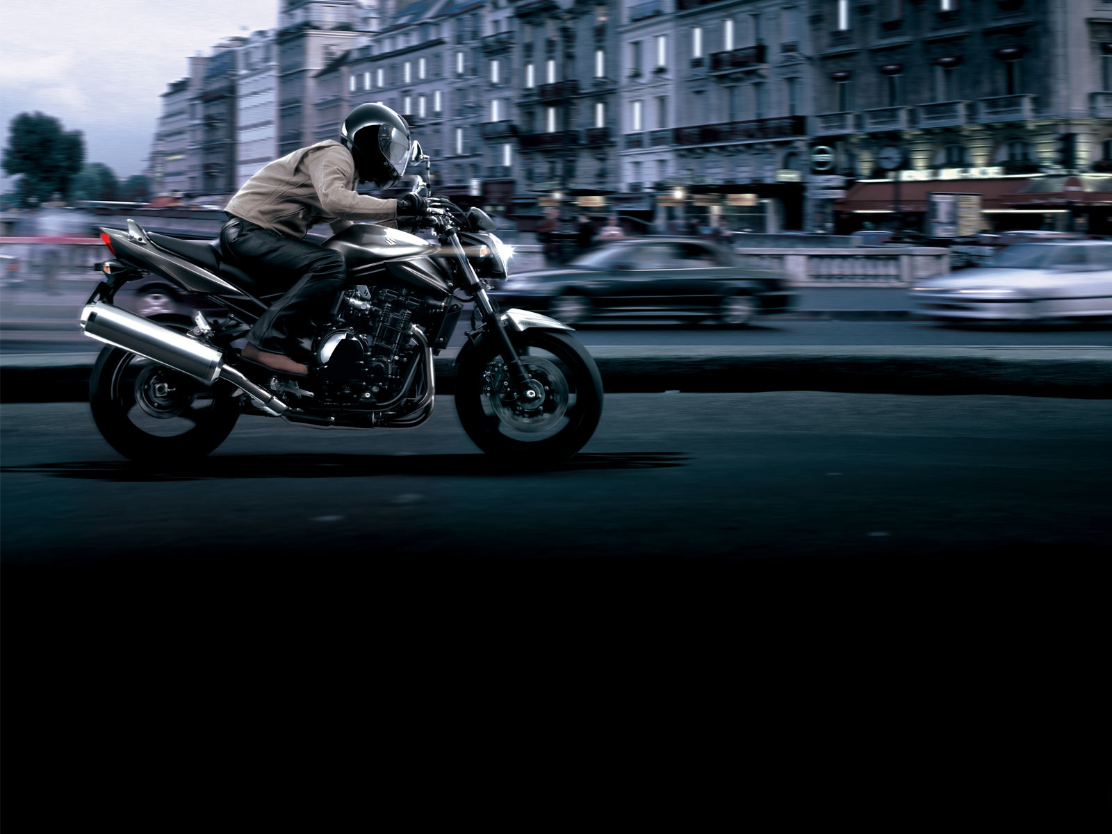 Сузуки GSF 125 Бандит в движении