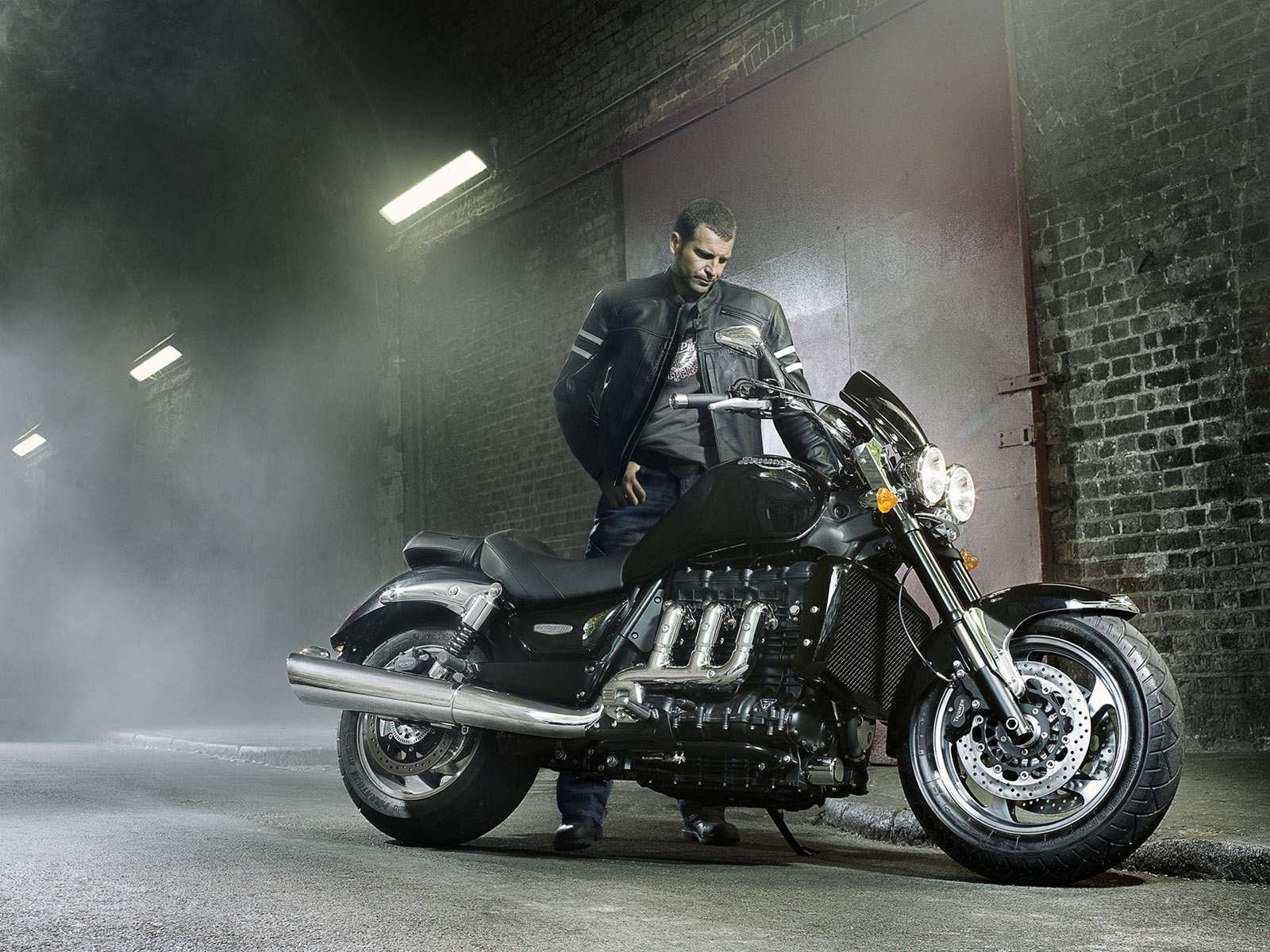 Triumph Rocket III Roadster