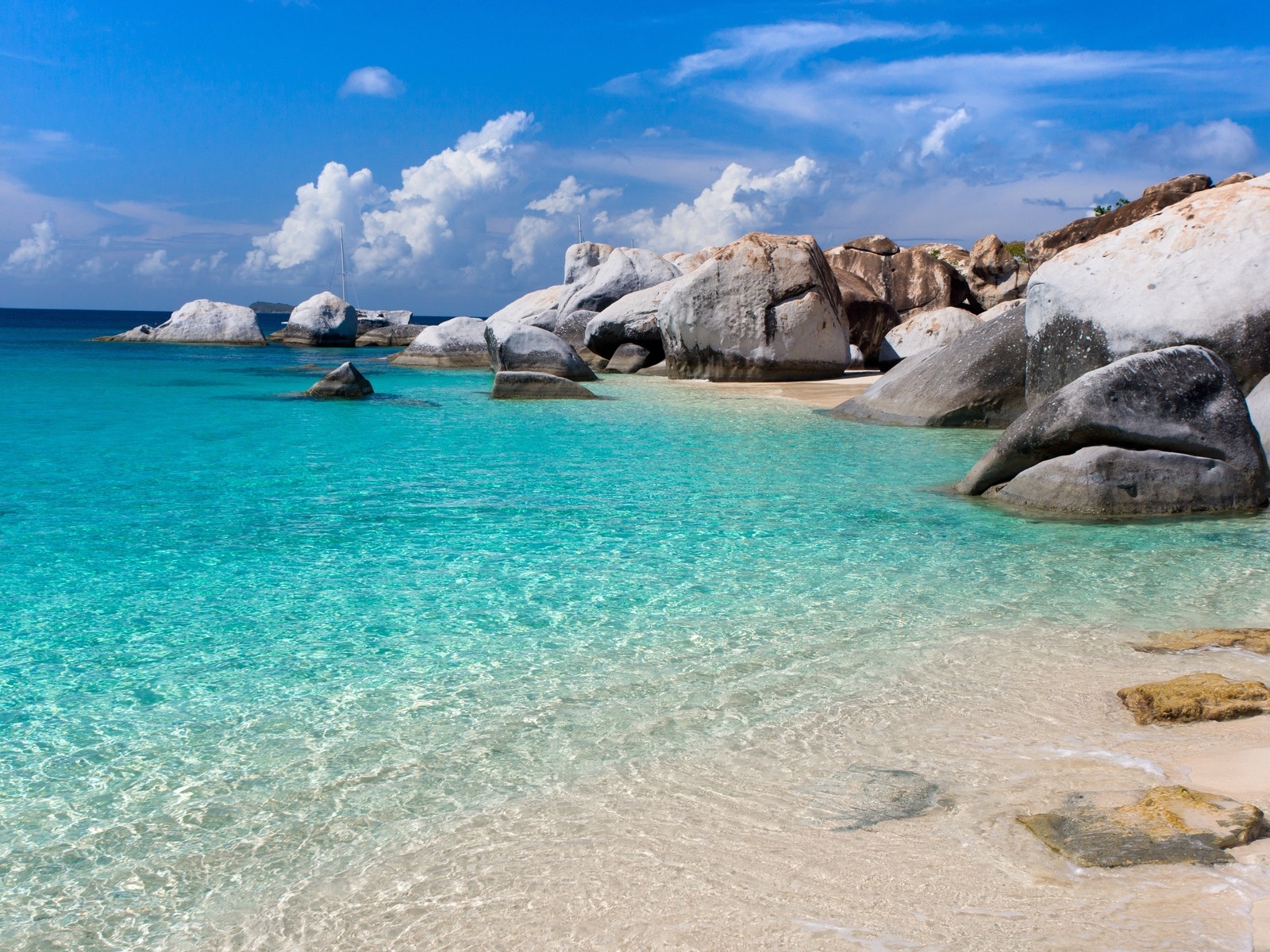 Камни, пляж, море