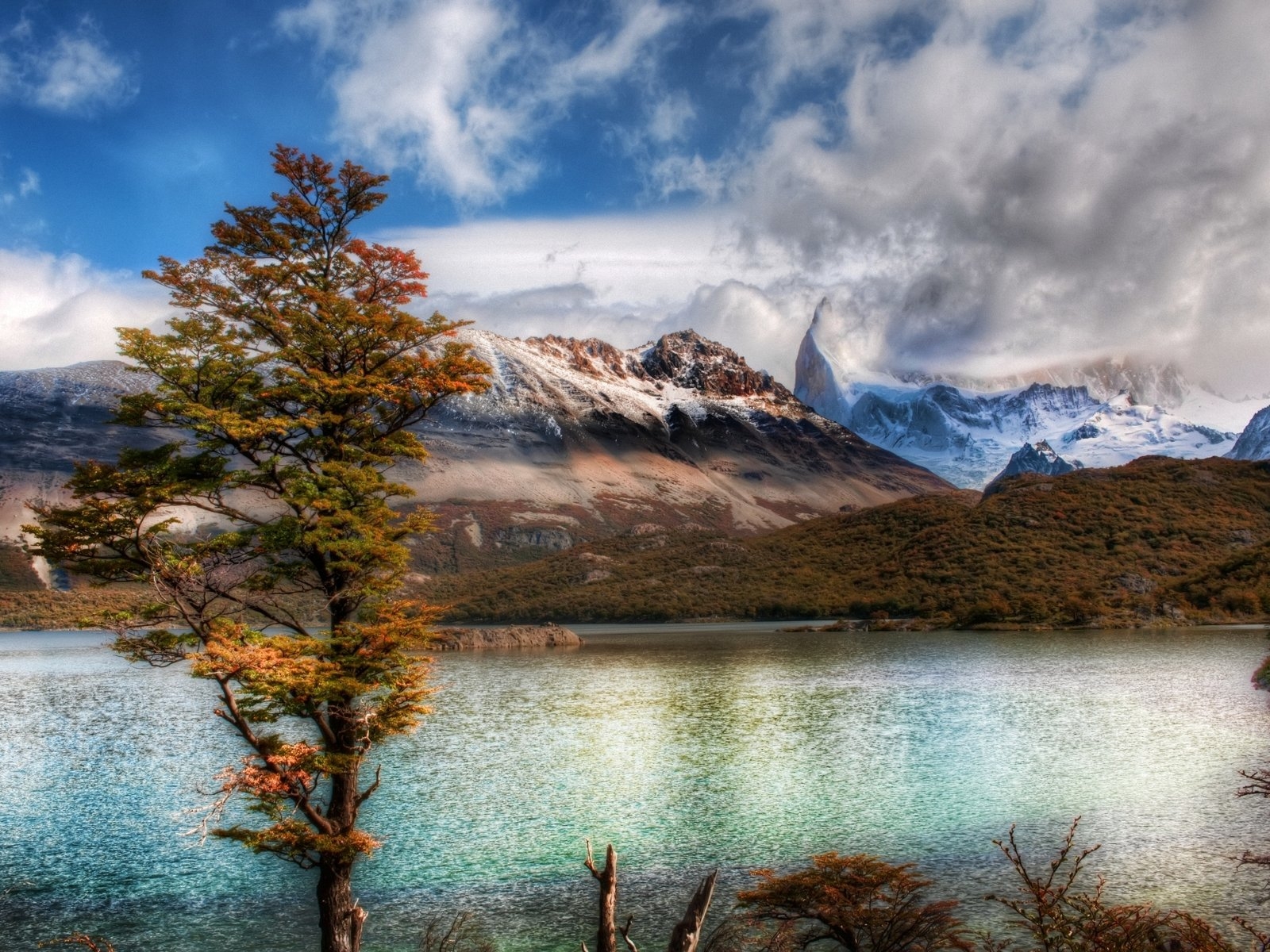 Горное озеро