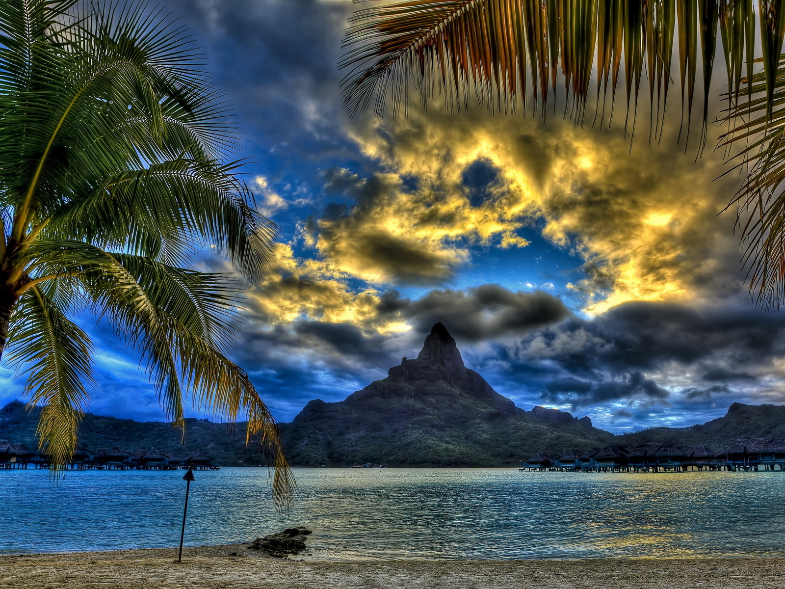 Пляж на закате